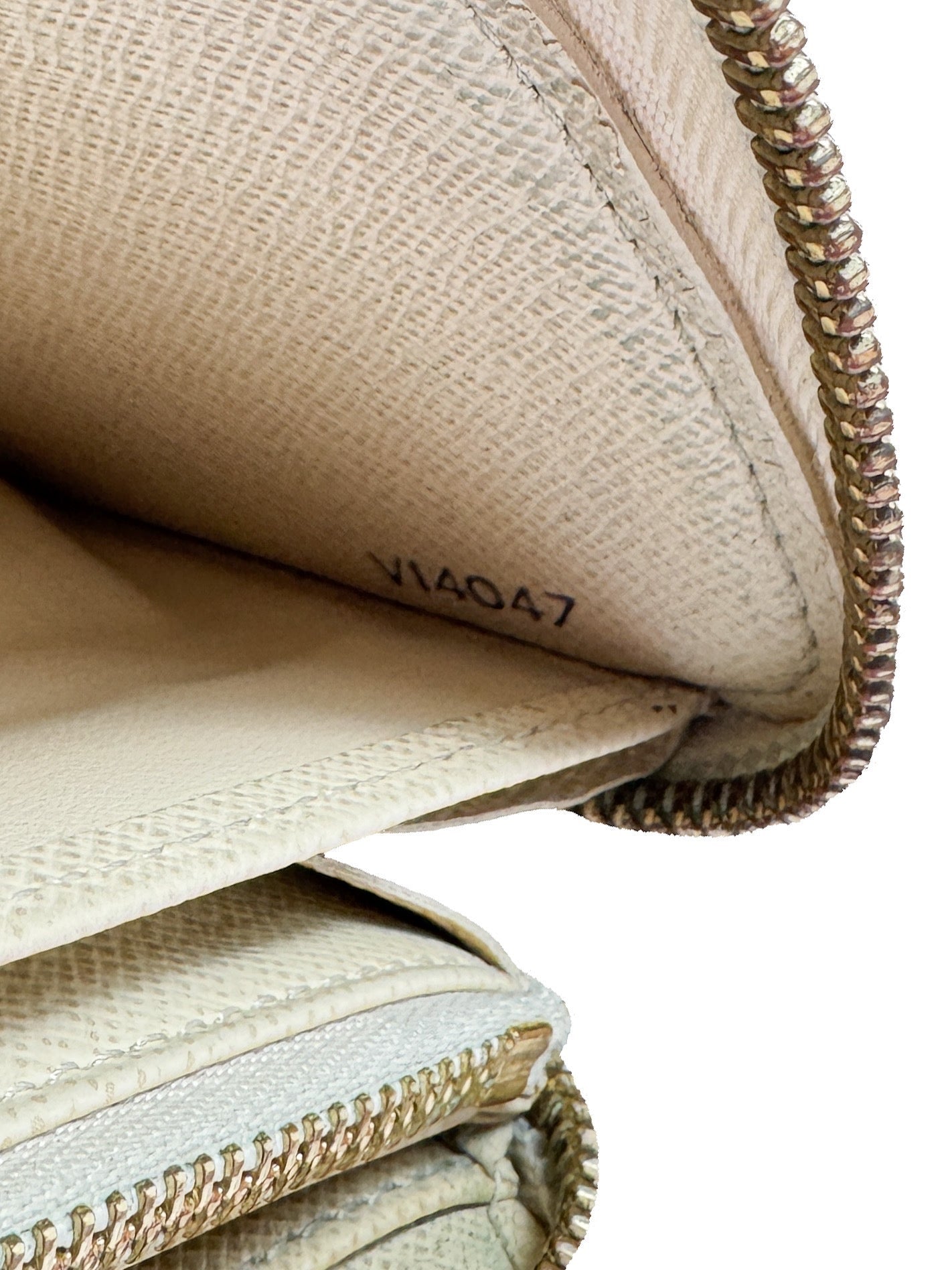 Louis Vuitton damier azur zippy wallet VI4047