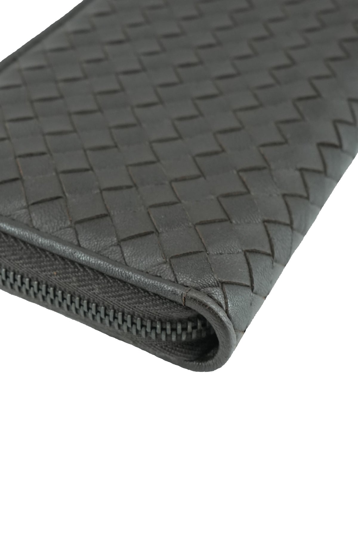 Bottega Veneta brown Intreciatto zip around wallet B07365684U