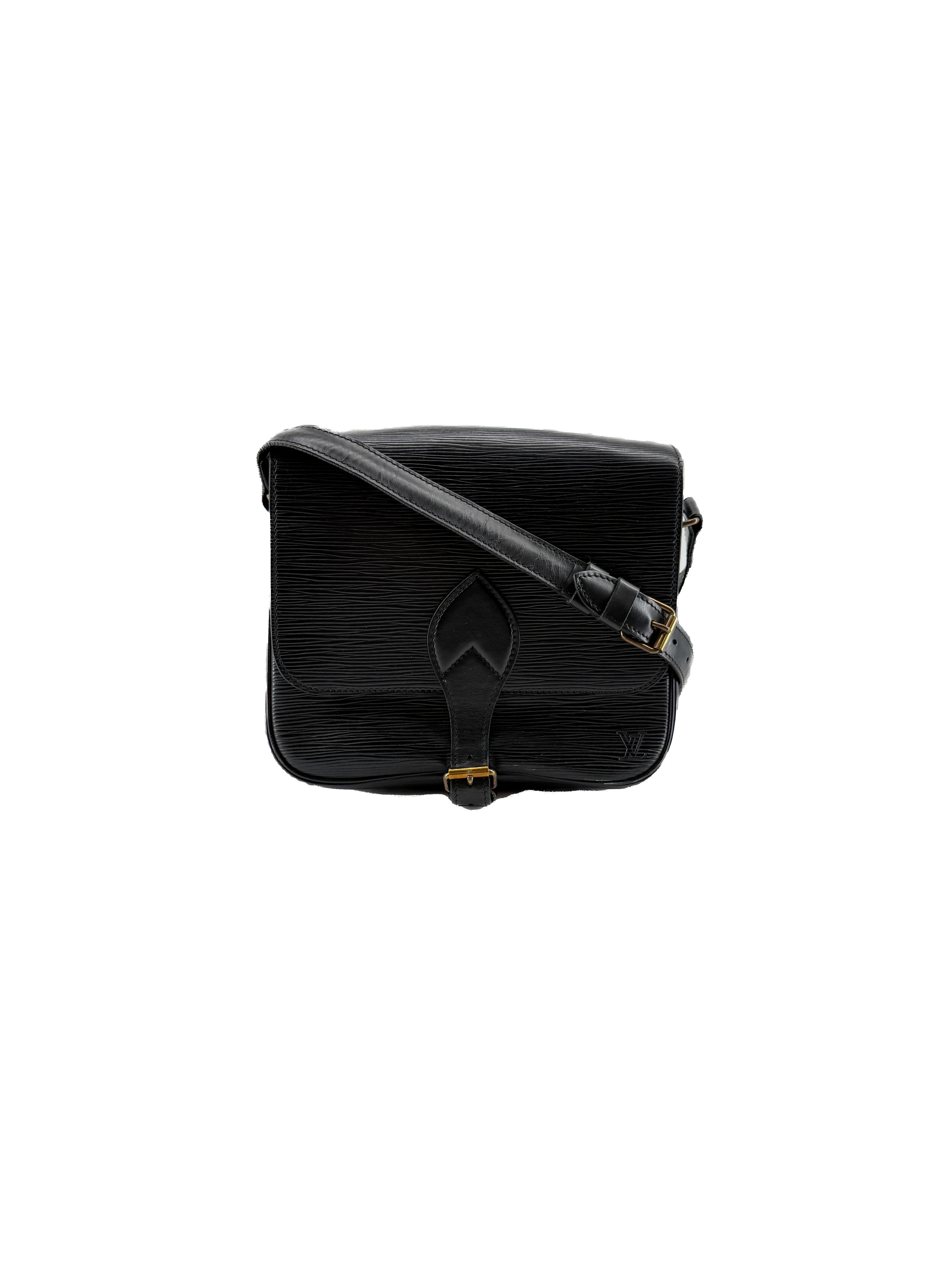 Louis Vuitton black epi Cartouchiere MM MI8901