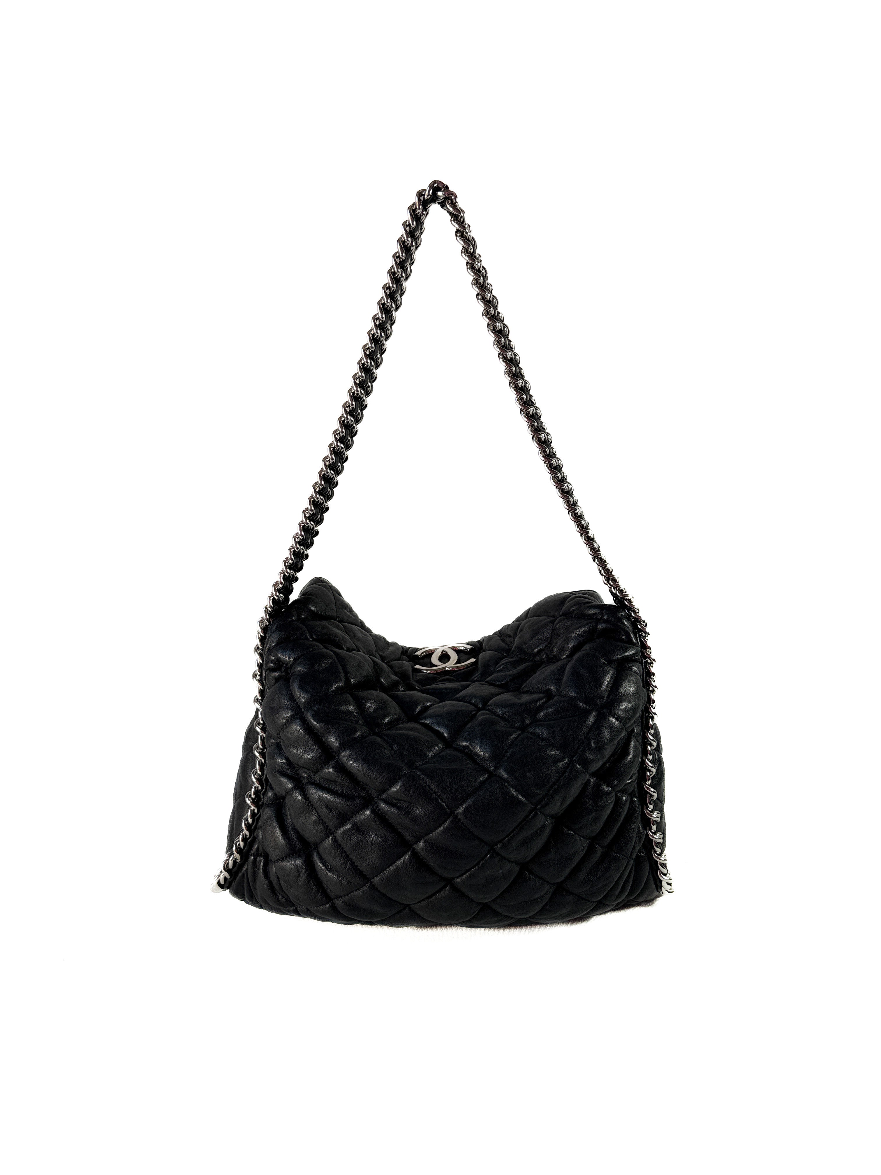 Chanel black chain around hobo quilted shoulder bag 15674661