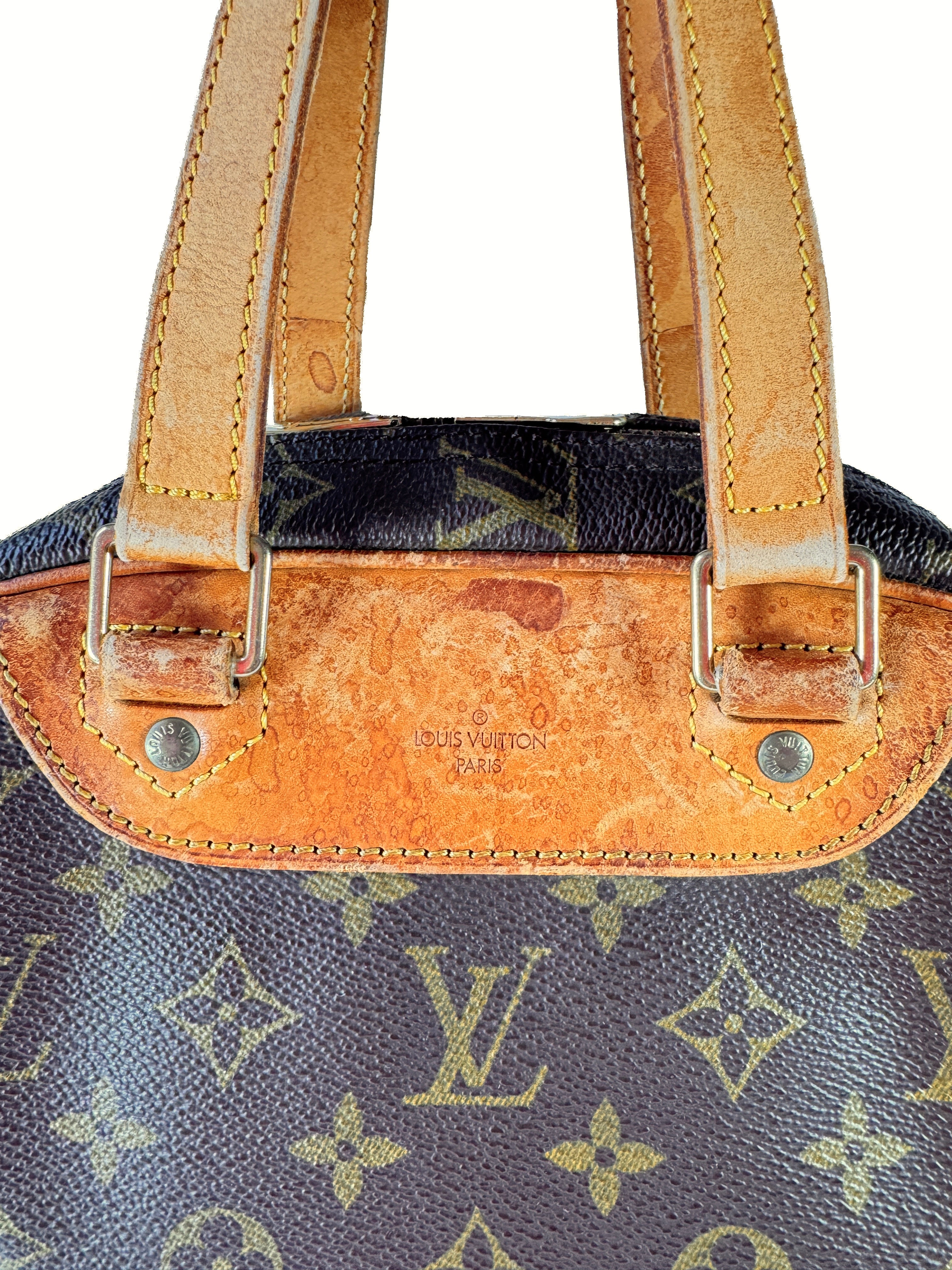 Louis Vuitton monogram excursion bag VI0926