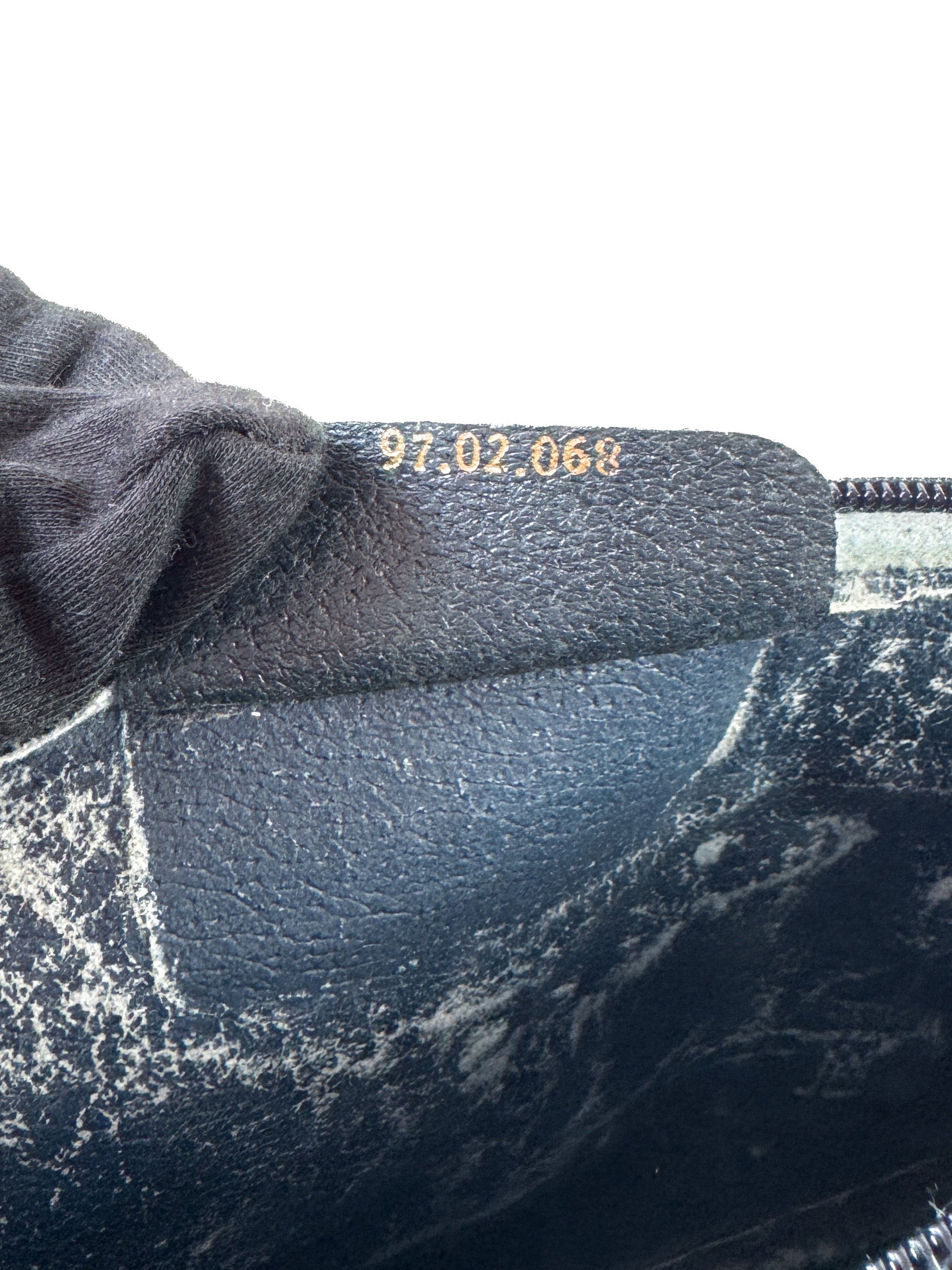 Gucci navy GG vintage crossbody 97.02.068