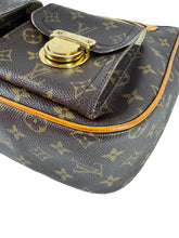 Louis Vuitton monogram Hudson GM VI0046