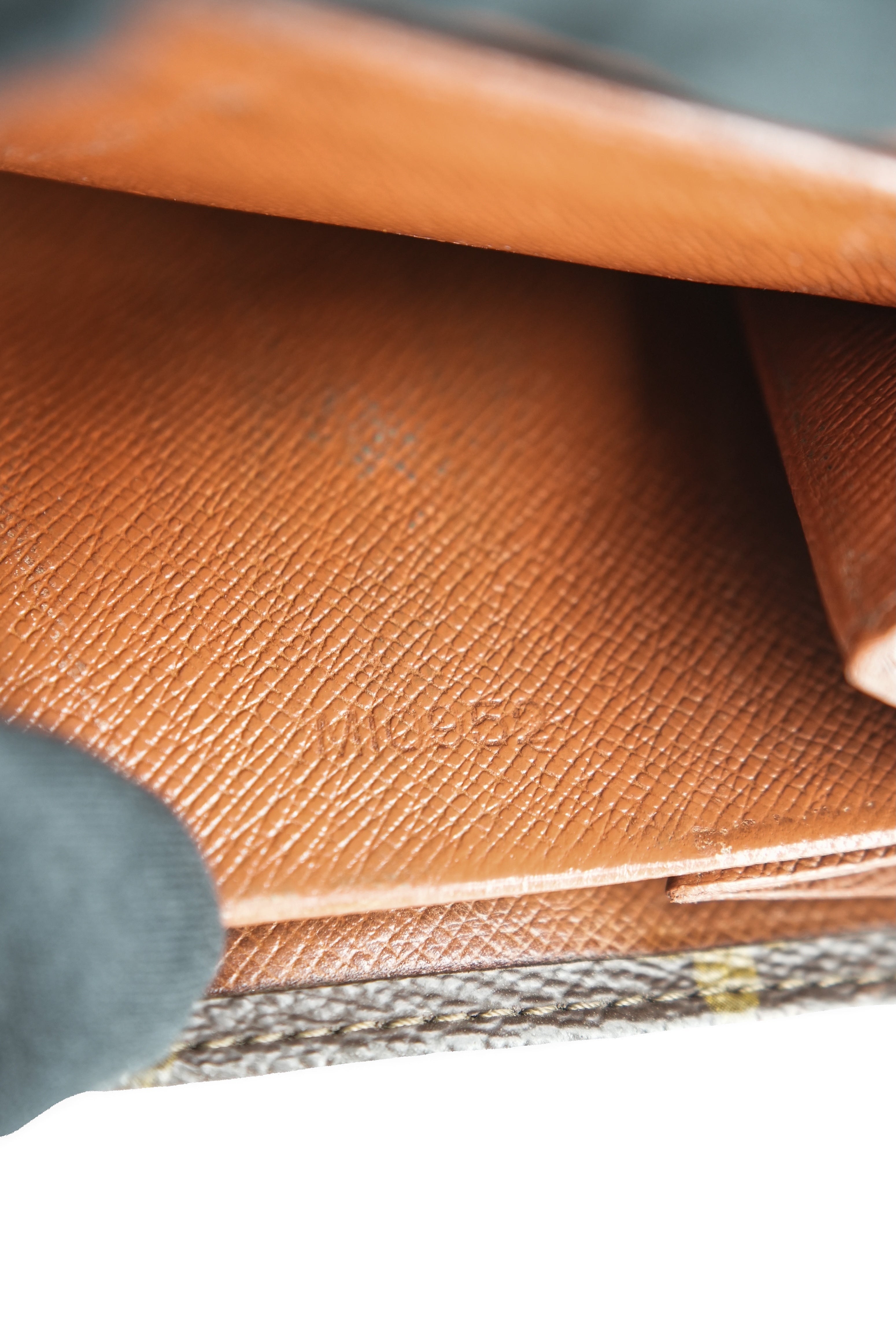 Louis Vuitton monogram vintage Elise wallet MI0952