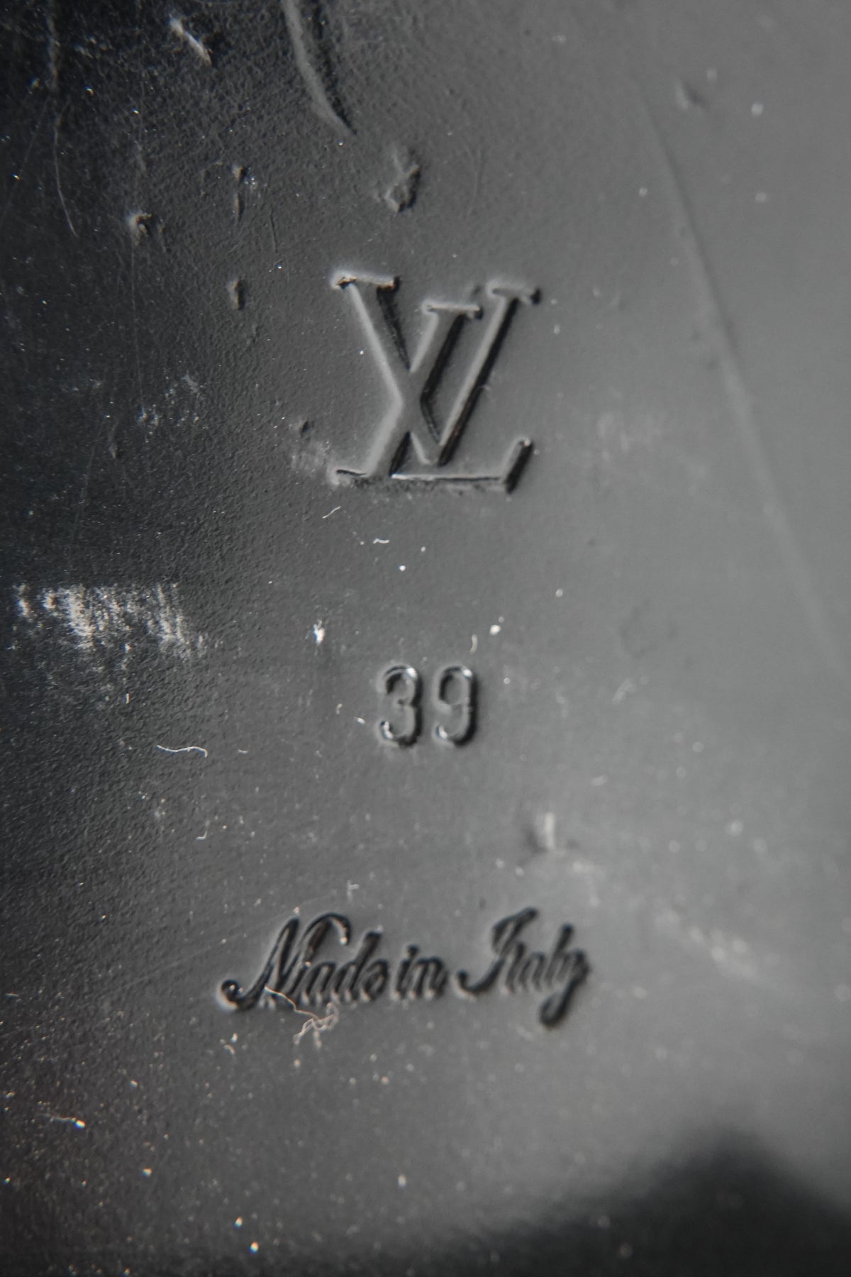 Louis Vuitton black leather monogram Downtown ankle boots size 39
