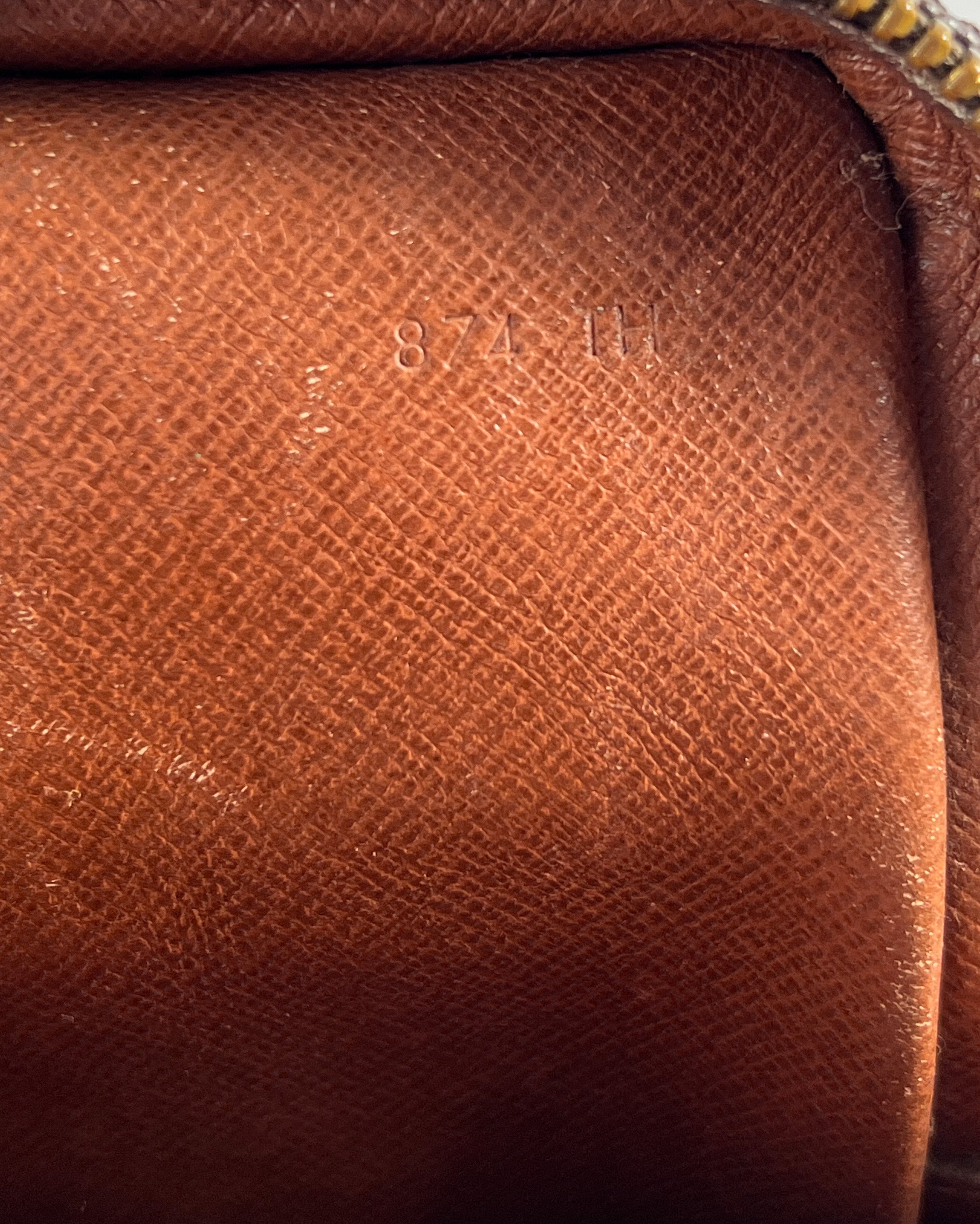 Louis Vuitton vintage mini amazon monogram crossbody 874 TH