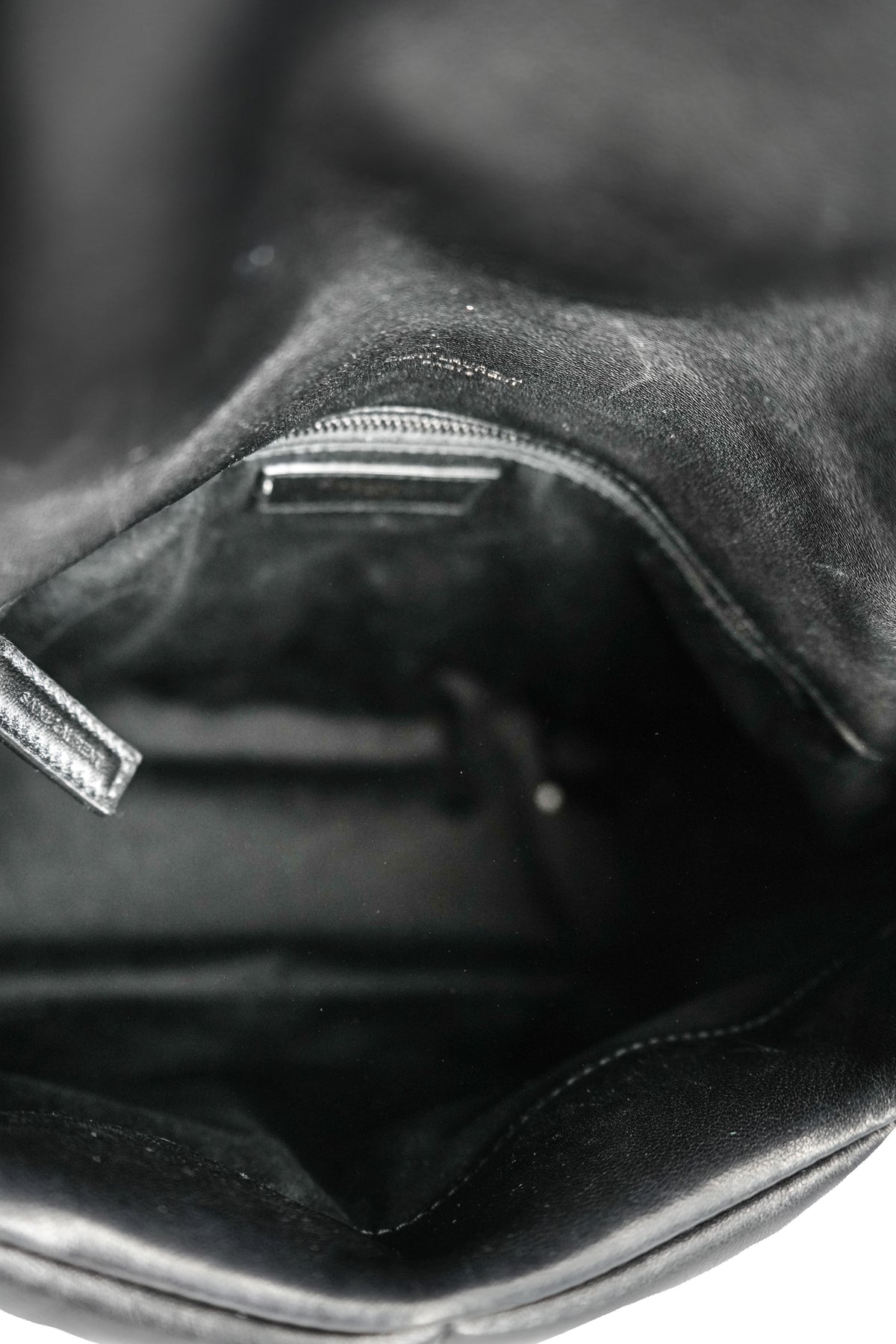 Saint Laurent Loulou black puffer shoulder bag VTM577475-0322