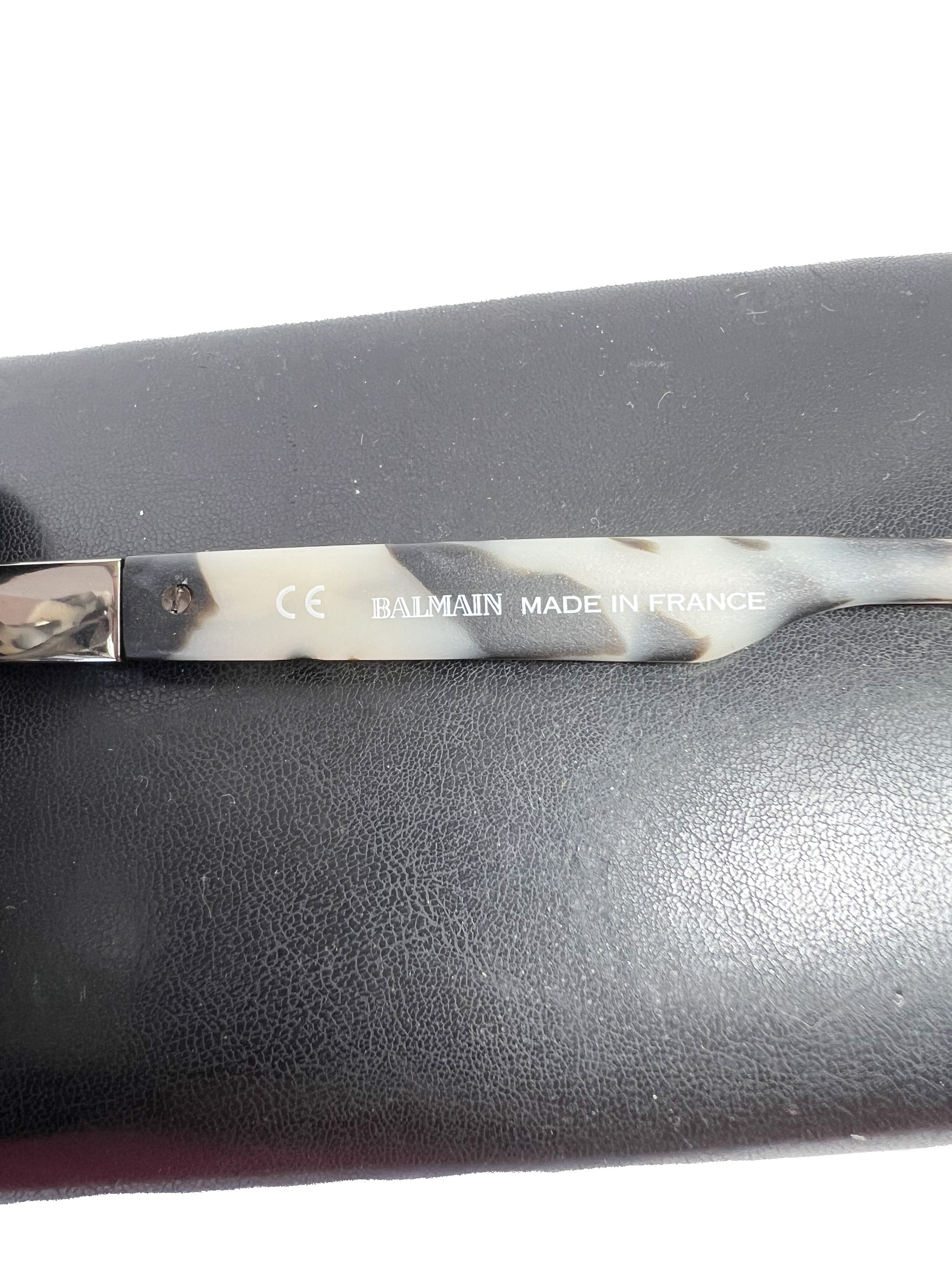 Balmain gray Havana tortoise sunglasses CASE