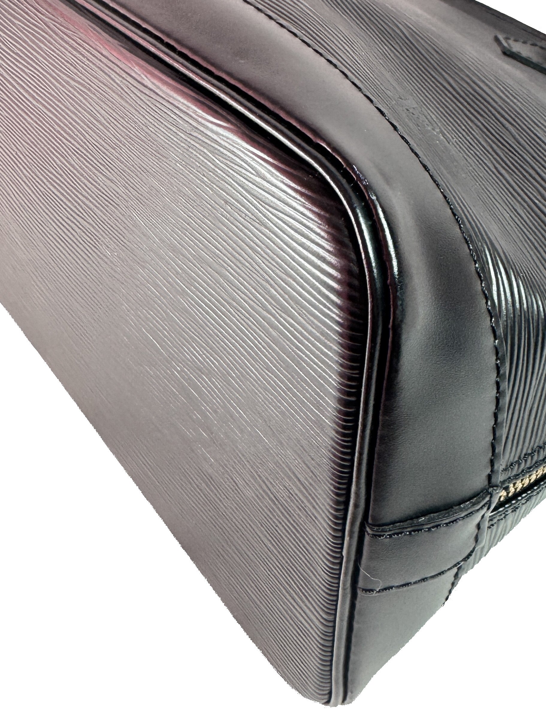 Louis Vuitton black epi Alma AR0937