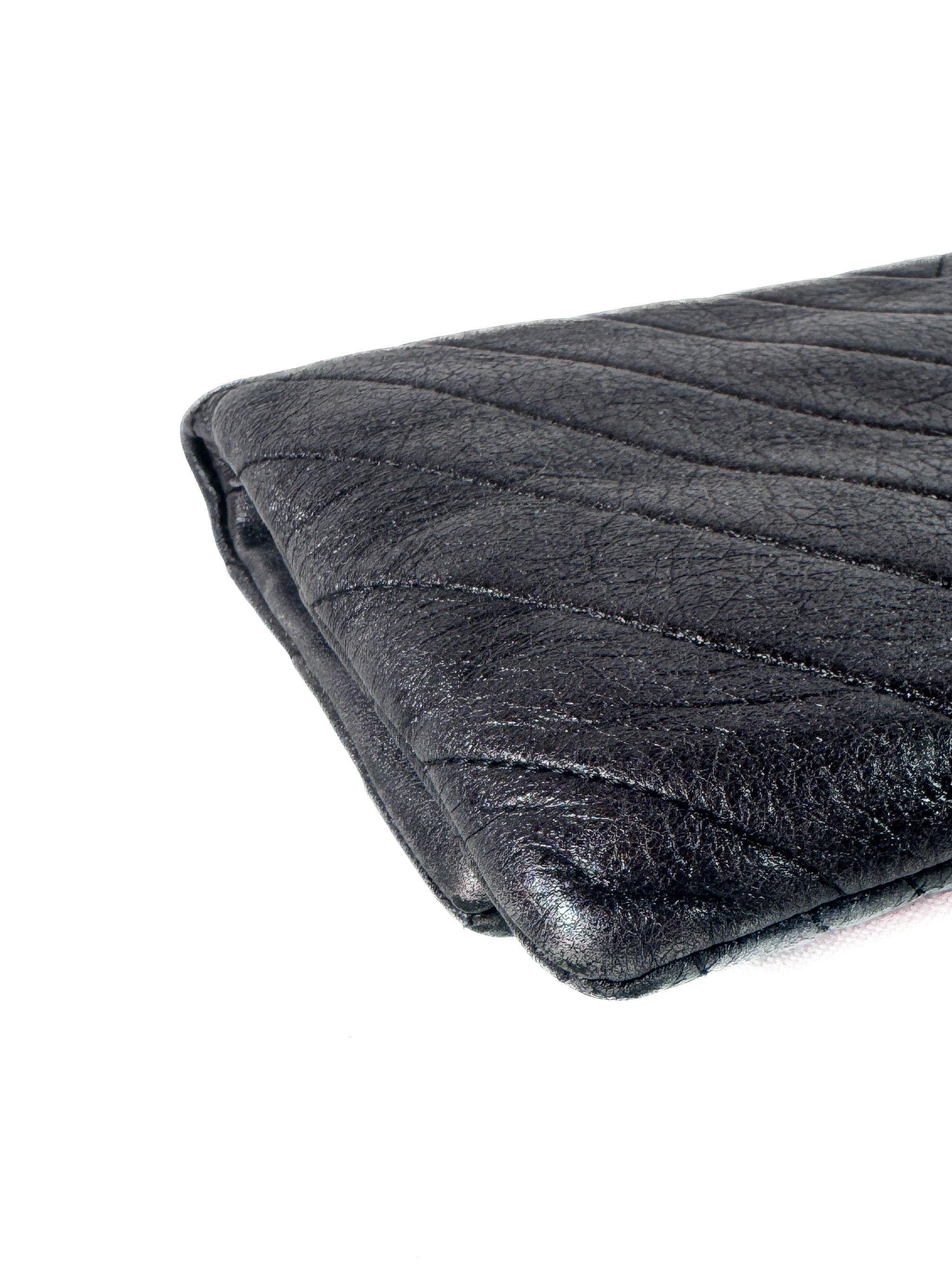 Chanel pewter chevron CC beauty clutch 21254464