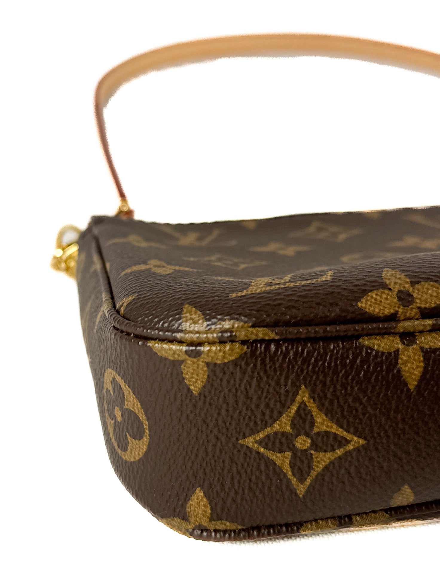 Louis Vuitton monogram pochette accessories NM (microchipped)