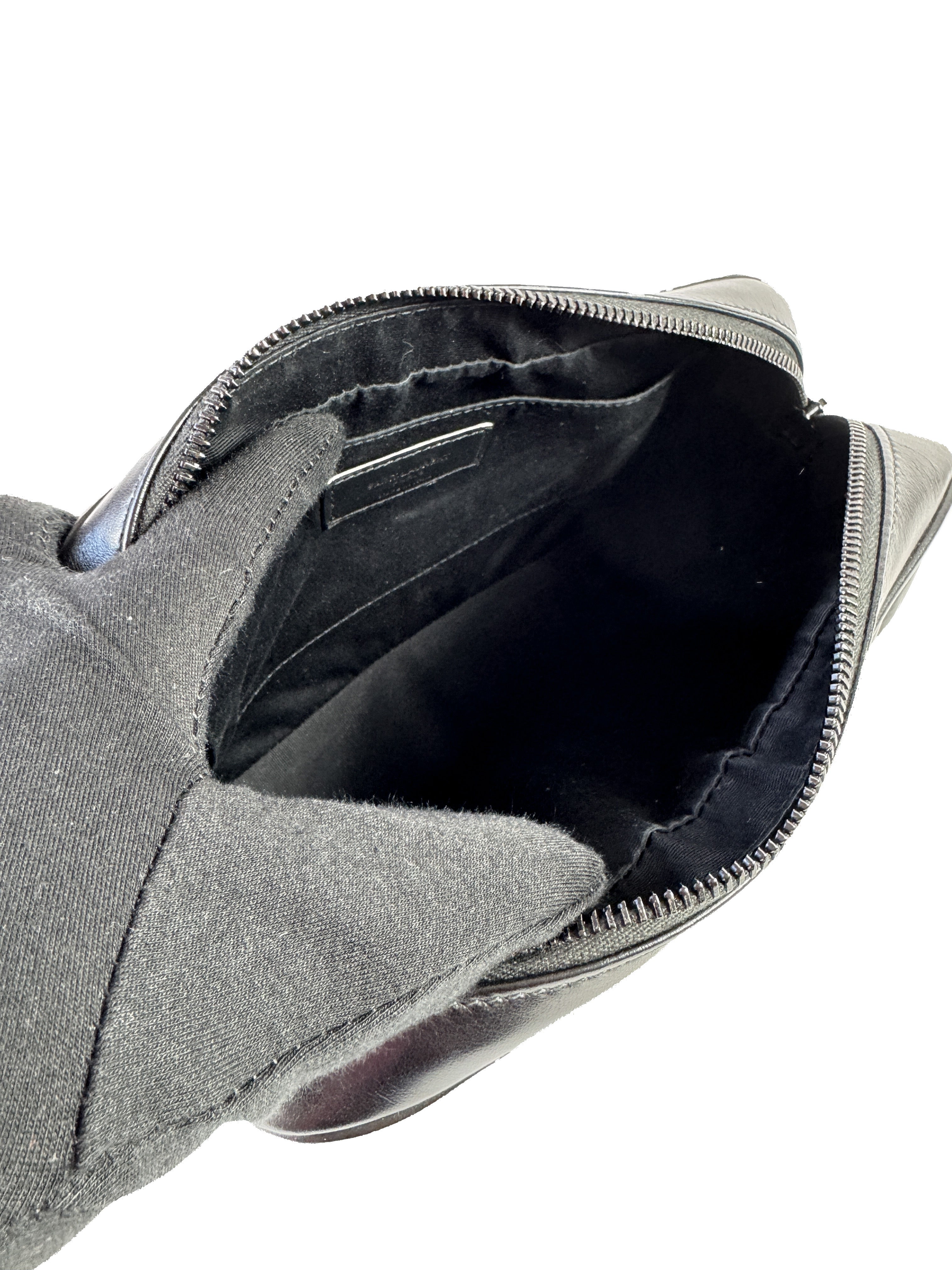 Saint Laurent Lou black leather camera Matelasse Chevron bag small  GUE612544.0422