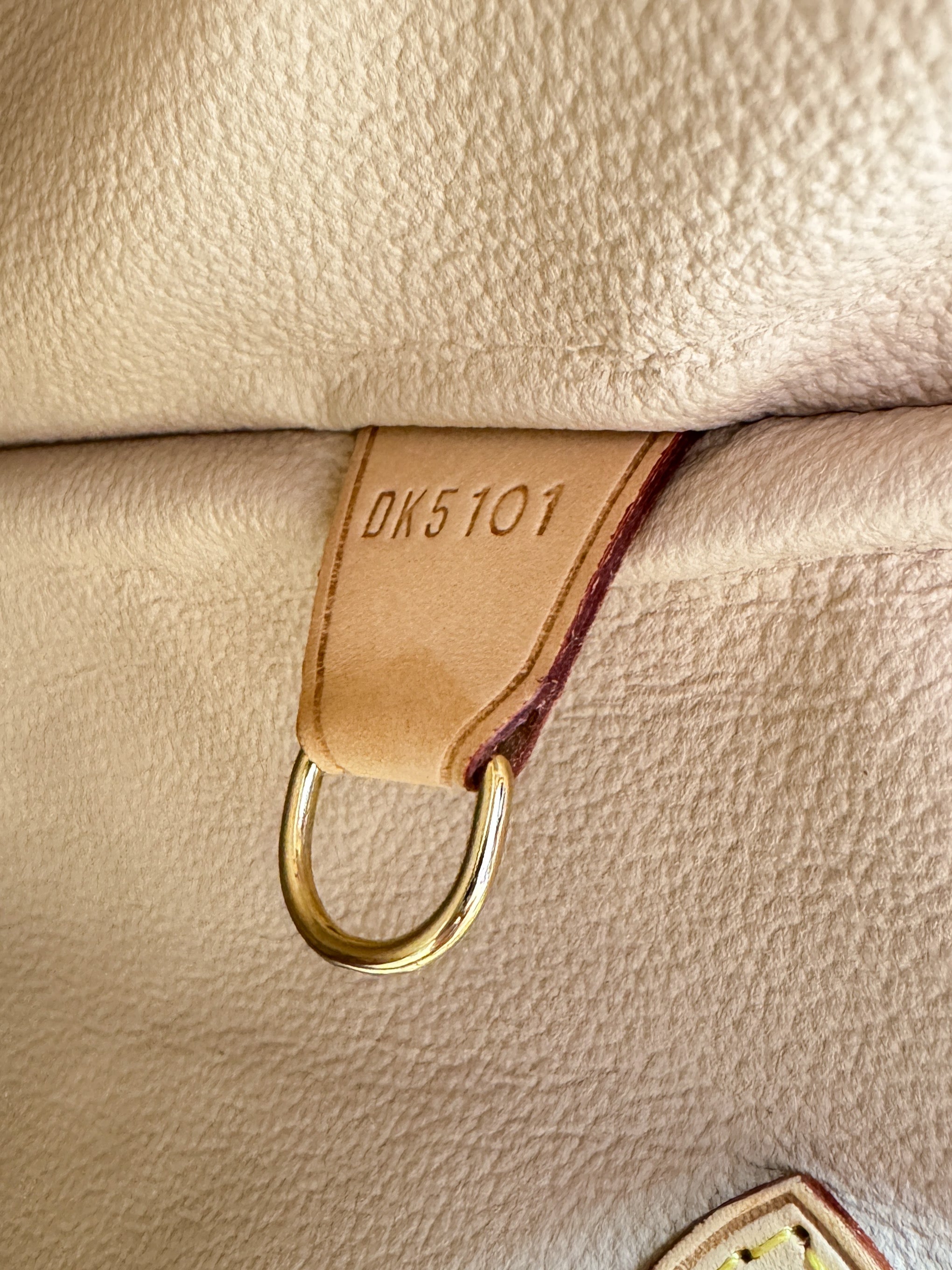 Louis Vuitton monogram bucket GM DK5101