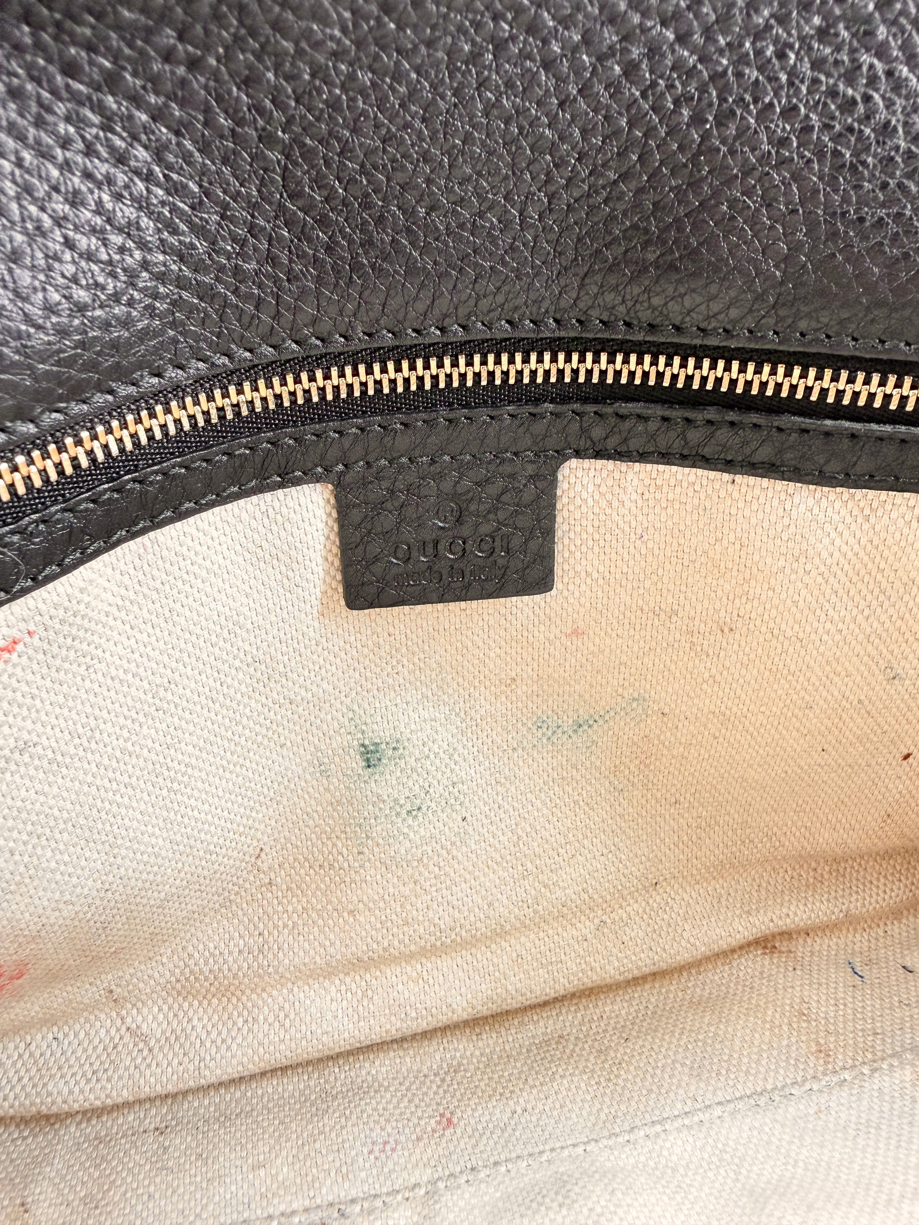 Gucci black leather soho disco clutch 336753 486628