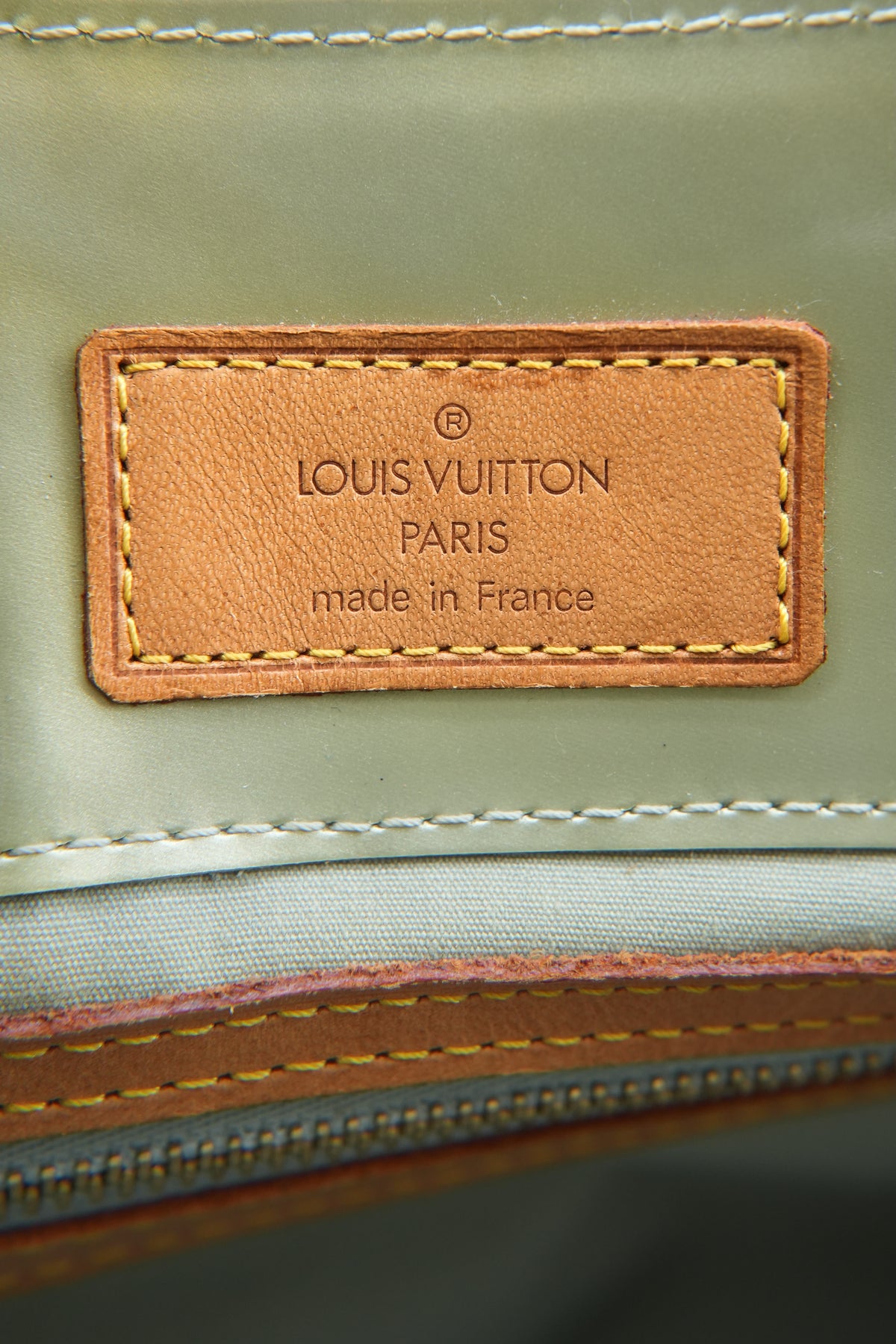 Louis Vuitton vernis green Reade PM MI1021