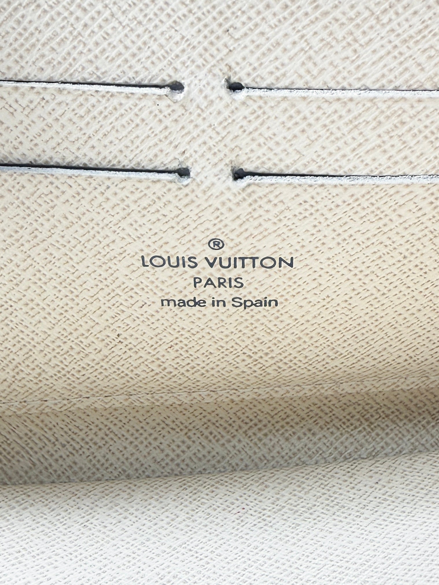 Louis Vuitton damier azur zippy wallet CA4069