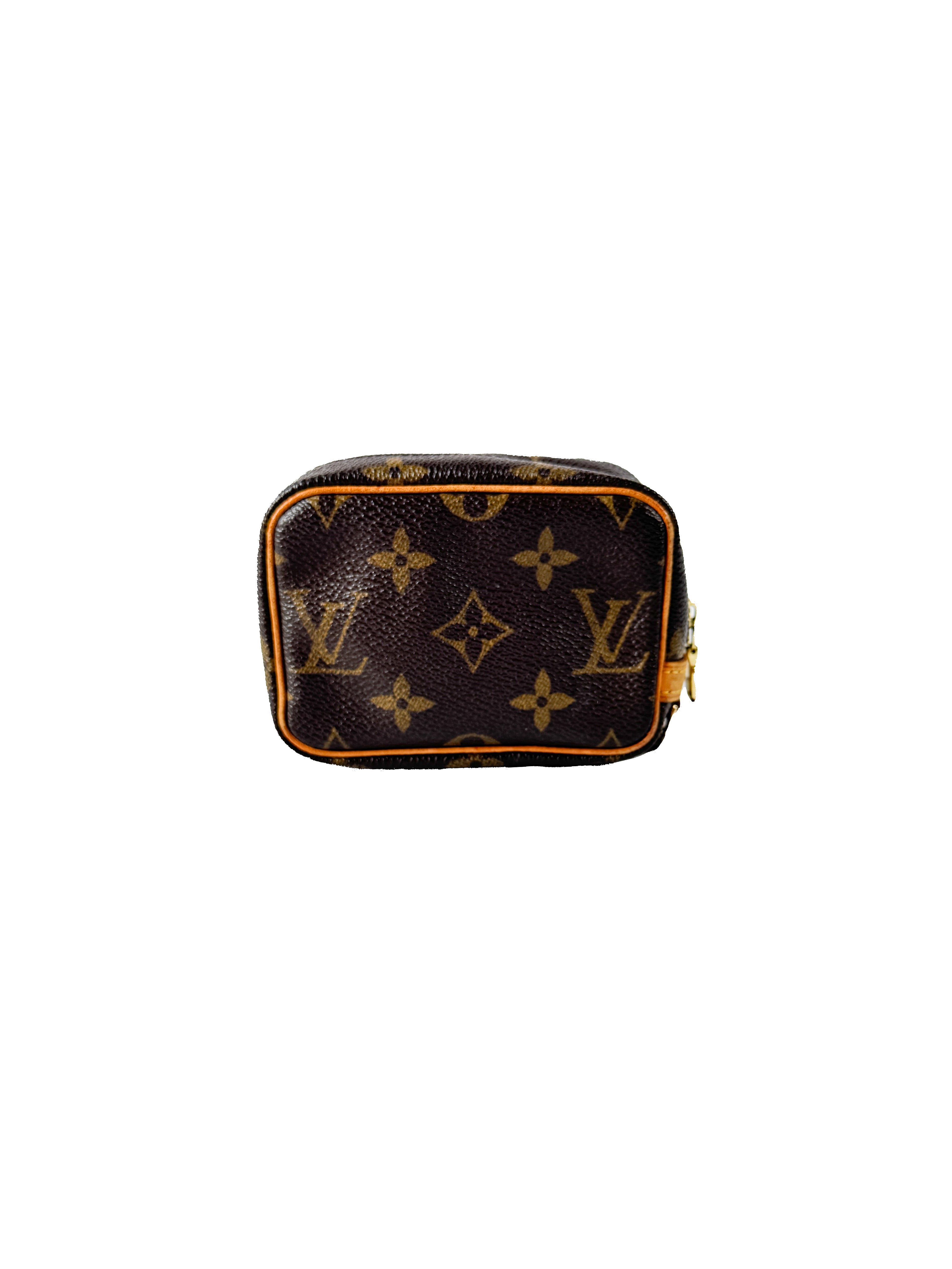 Louis Vuitton monogram Wapity FL1025