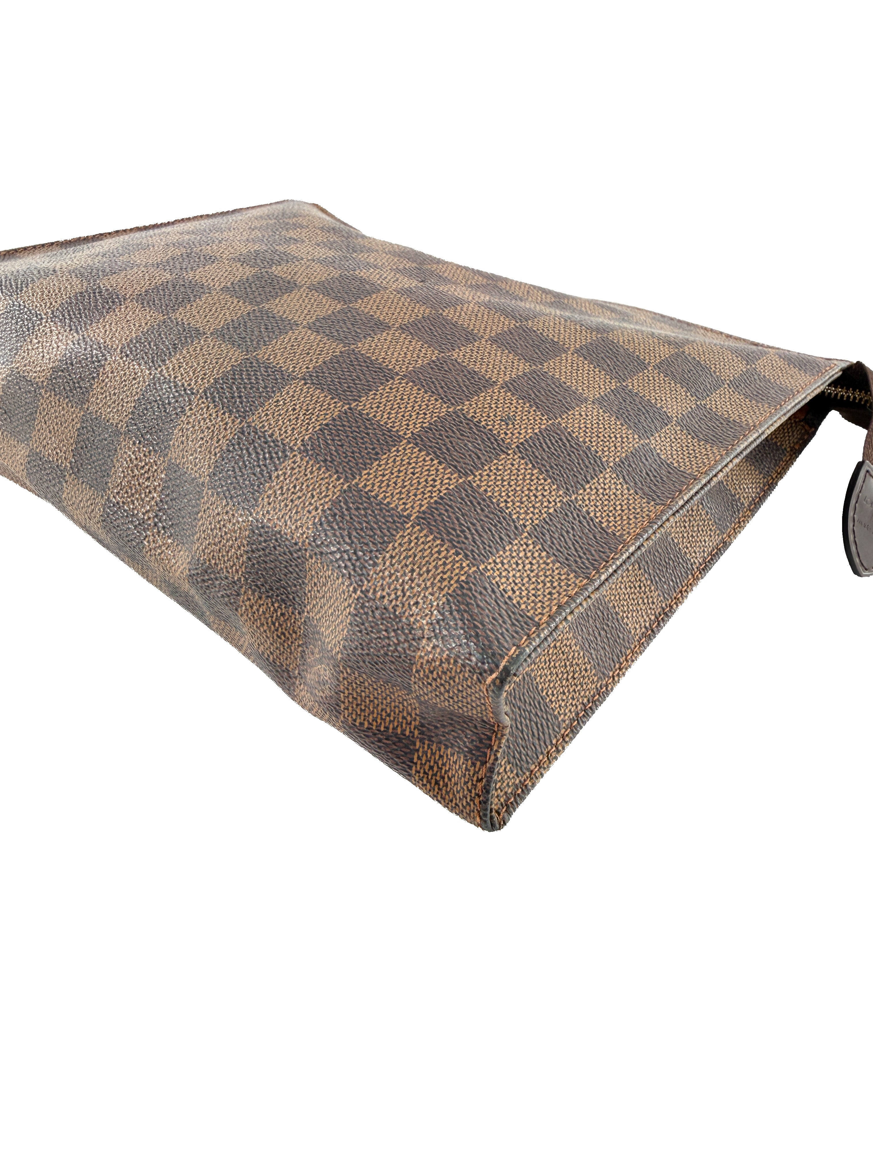 Louis Vuitton damier ebene toiletry pouch 26 TH0065