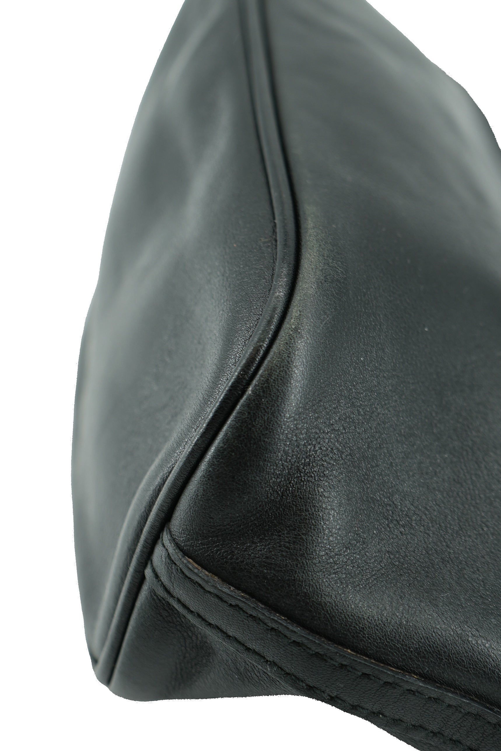 Gucci black leather mini vintage shoulder bag 039-1103-2123