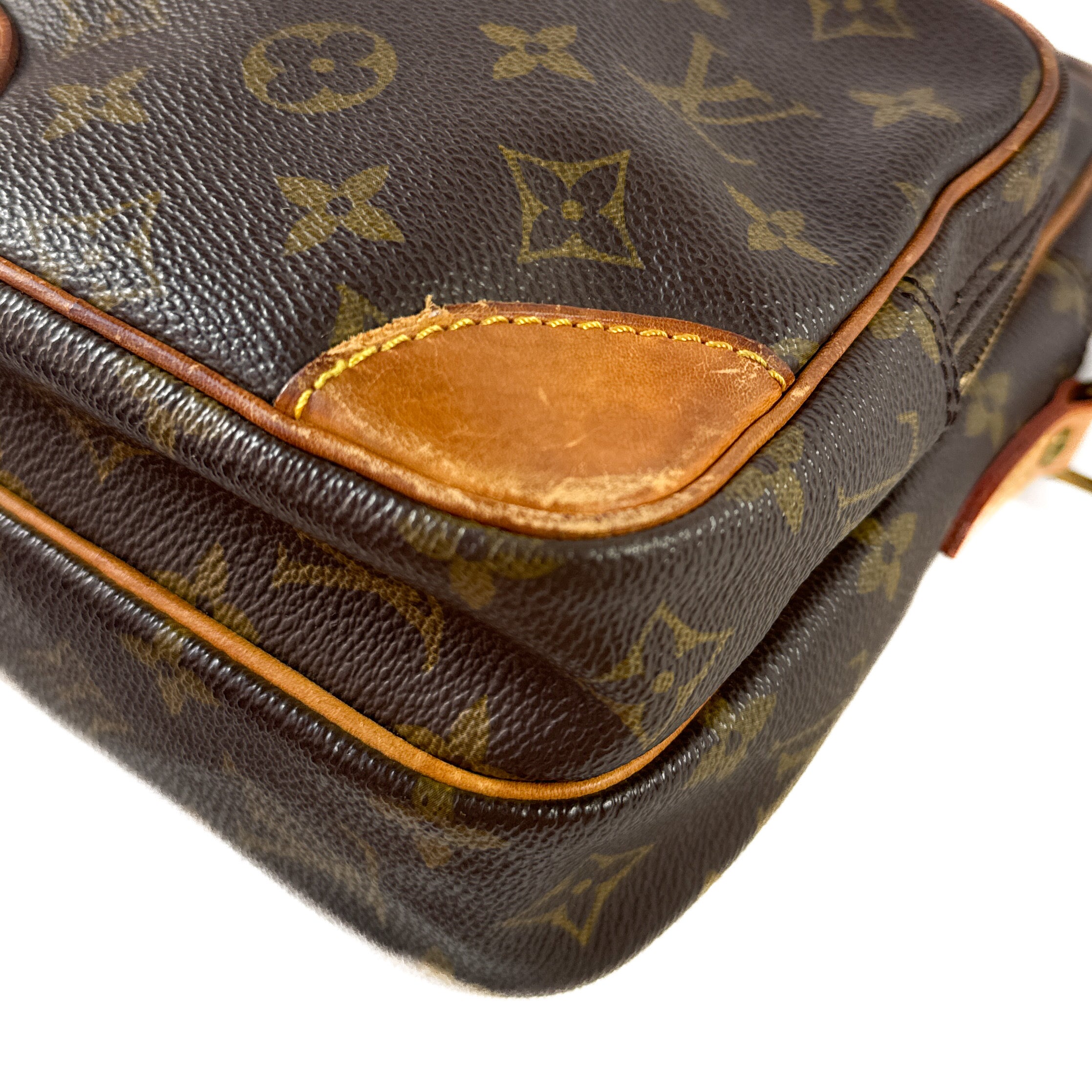 Louis Vuitton monogram vintage Amazone crossbody TH 8901