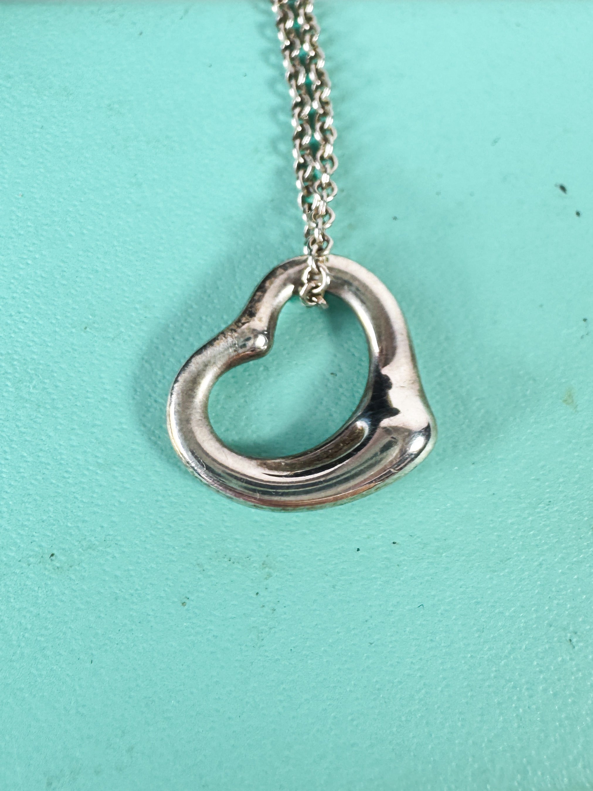Tiffany & Co Elsa Peretti sterling silver open heart necklace