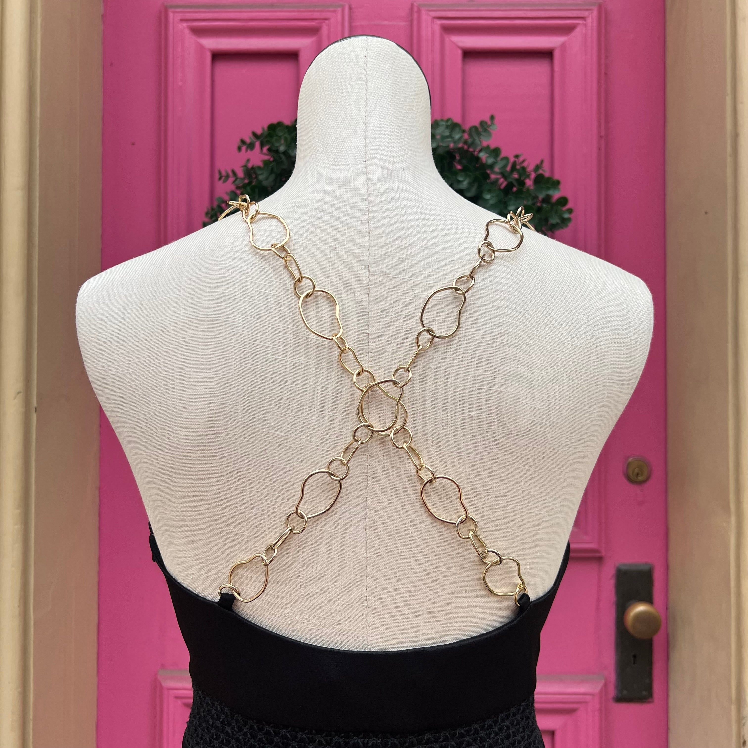 Alice + Olivia black jumpsuit size 4 NWT