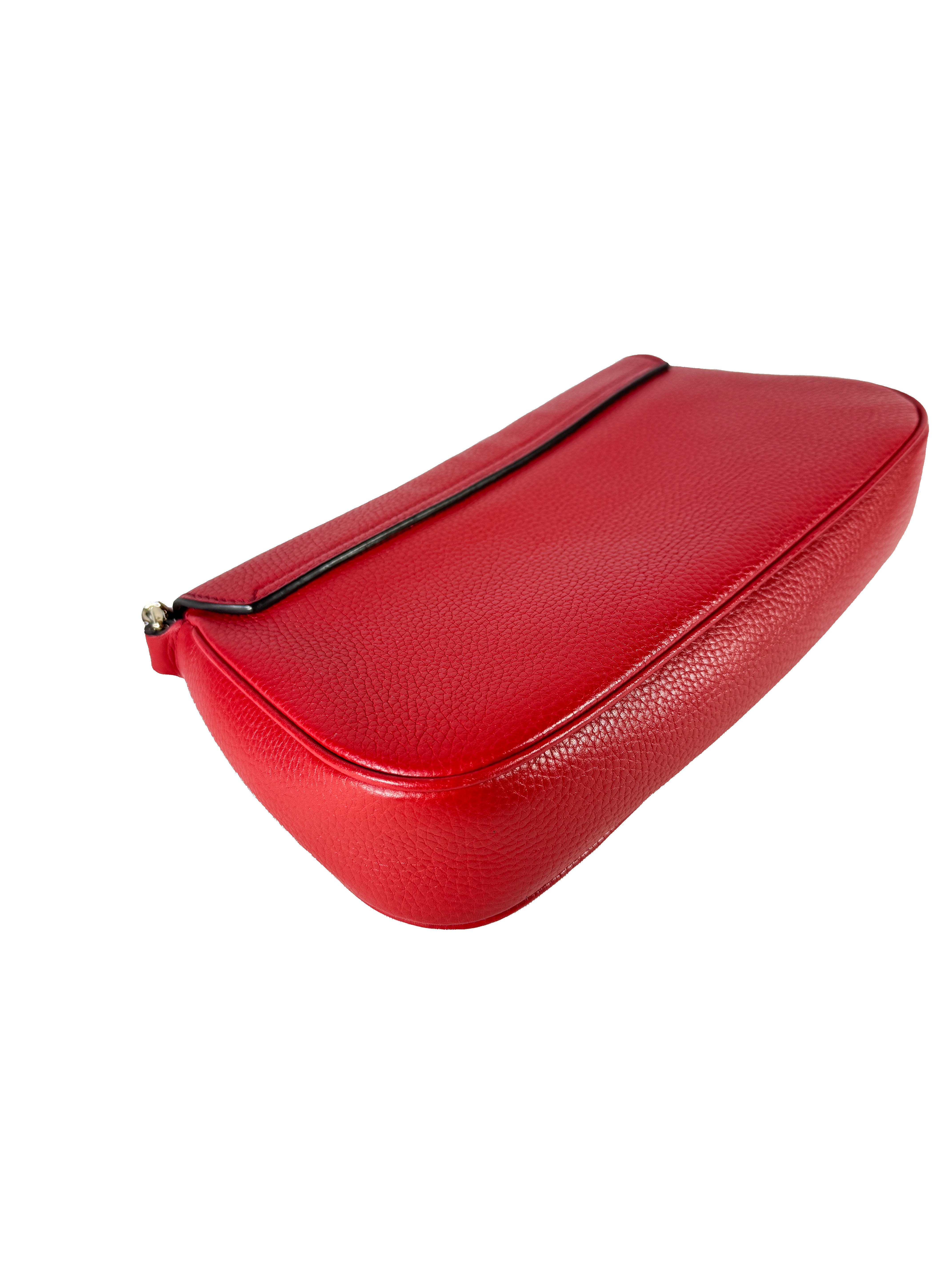 Gucci red leather Medium Soho Flap Crossbody 536224 213317