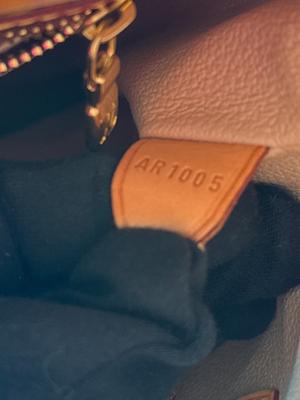 Louis Vuitton monogram bucket GM AR1005