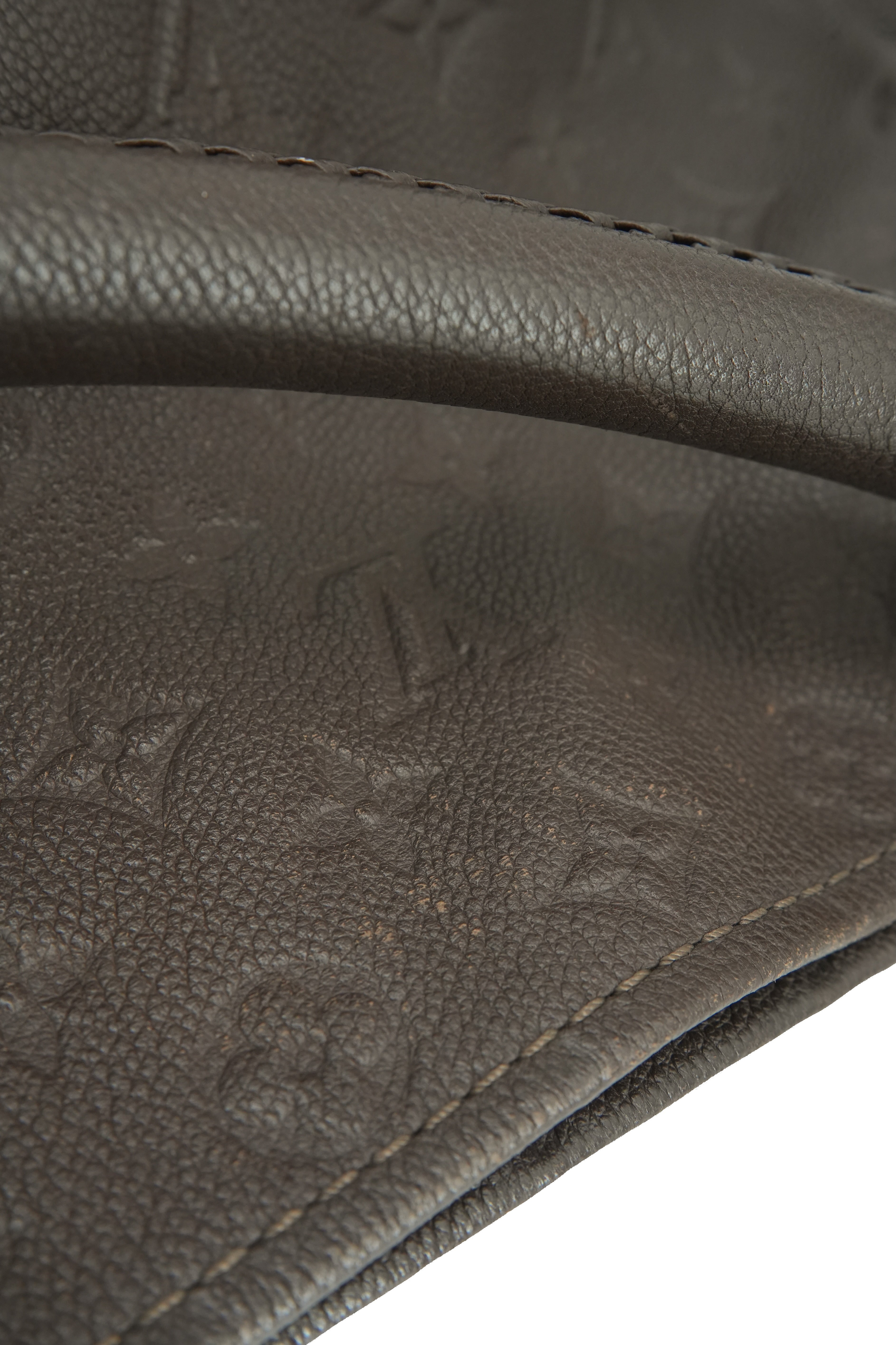 Louis Vuitton dark brown empreinte leather Artsy CA3174