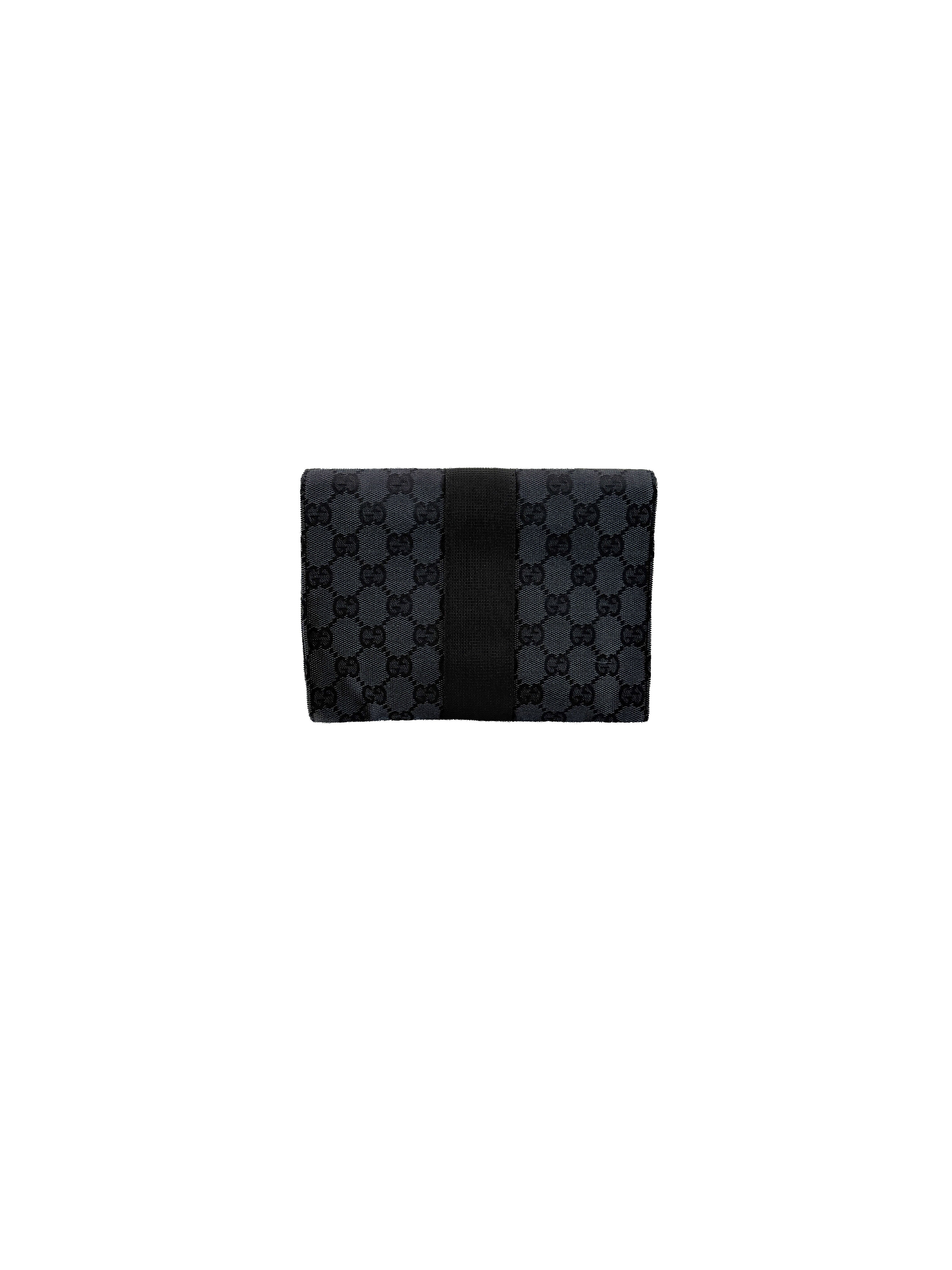Gucci black signature canvas pouch 039-0992 01998