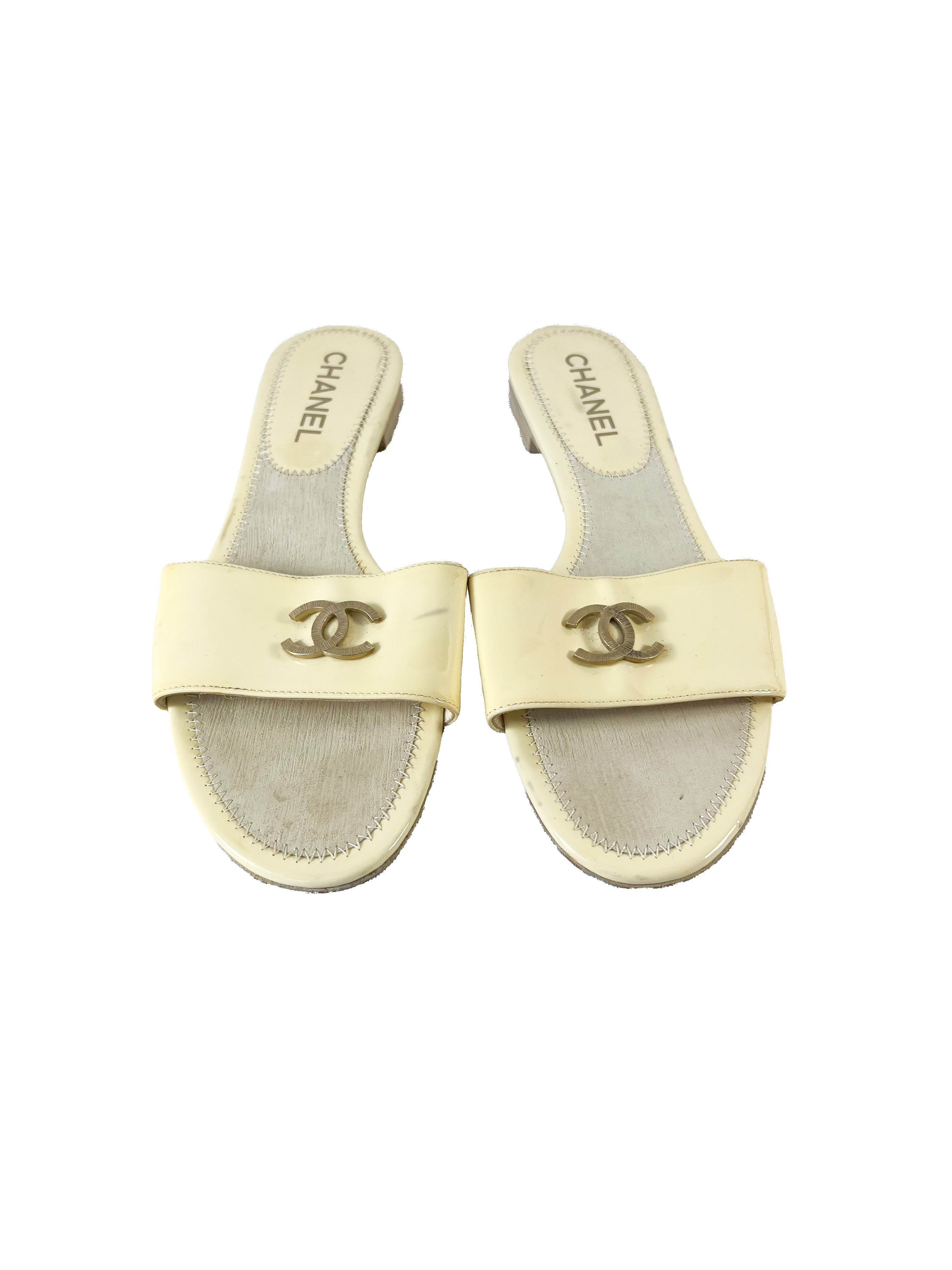 Chanel cream patent leather CC slides size 38.5 **as is**
