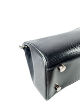 Louis Vuitton black Epi leather Brea SR3180