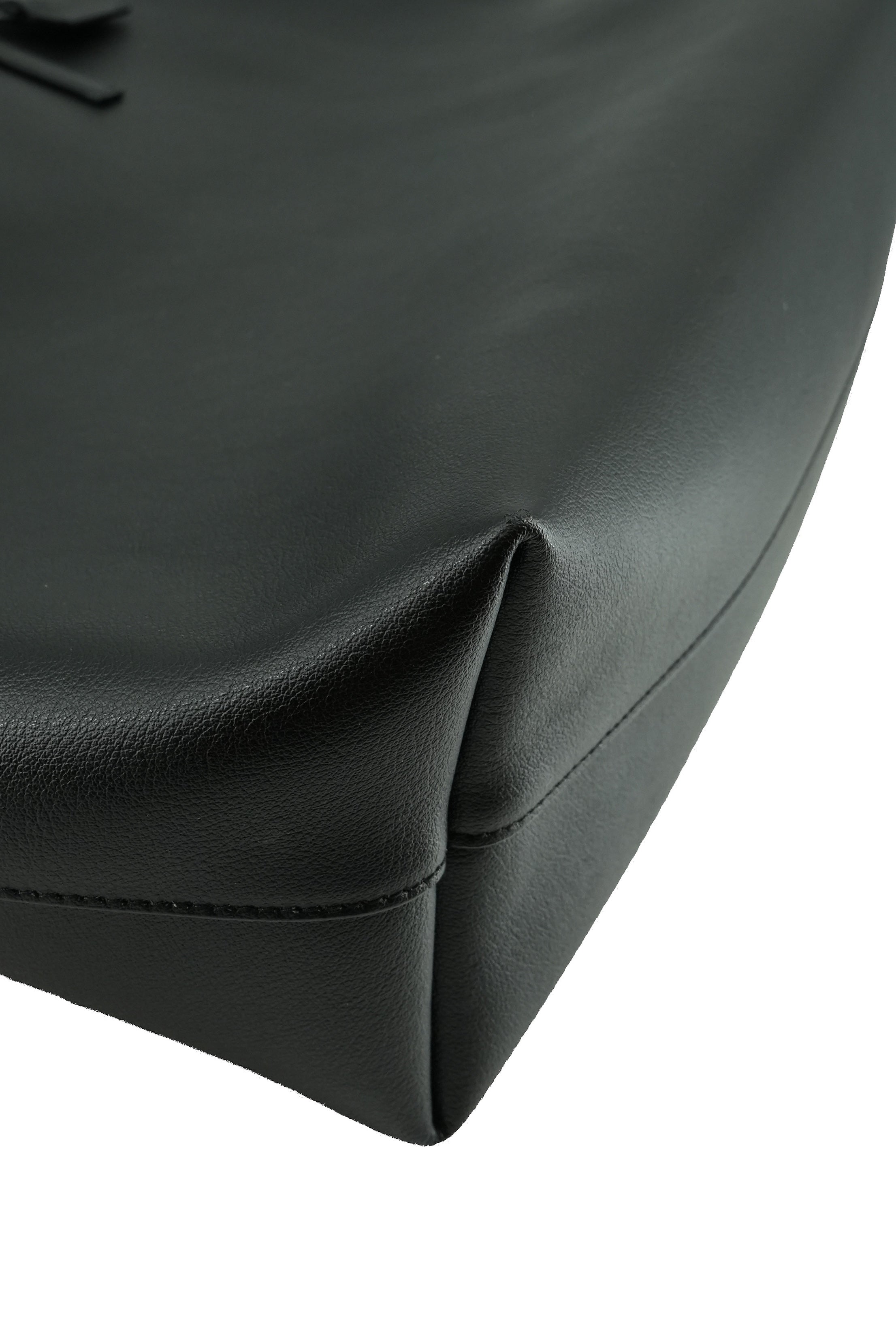 Saint Laurent black leather shopping tote TCT600281-0722