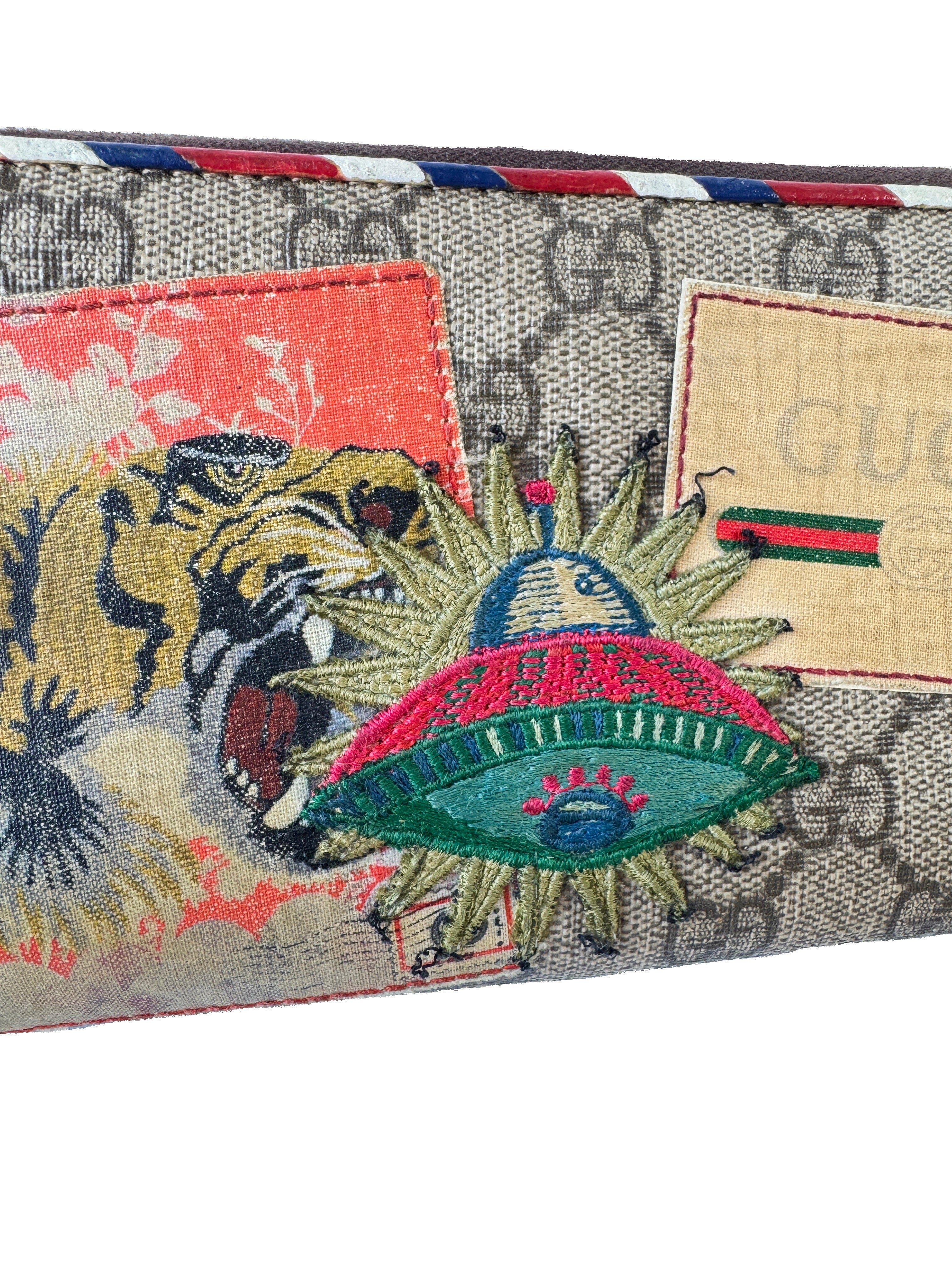 Gucci GG Supreme monogram UFO patch zip around wallet 473909.0959