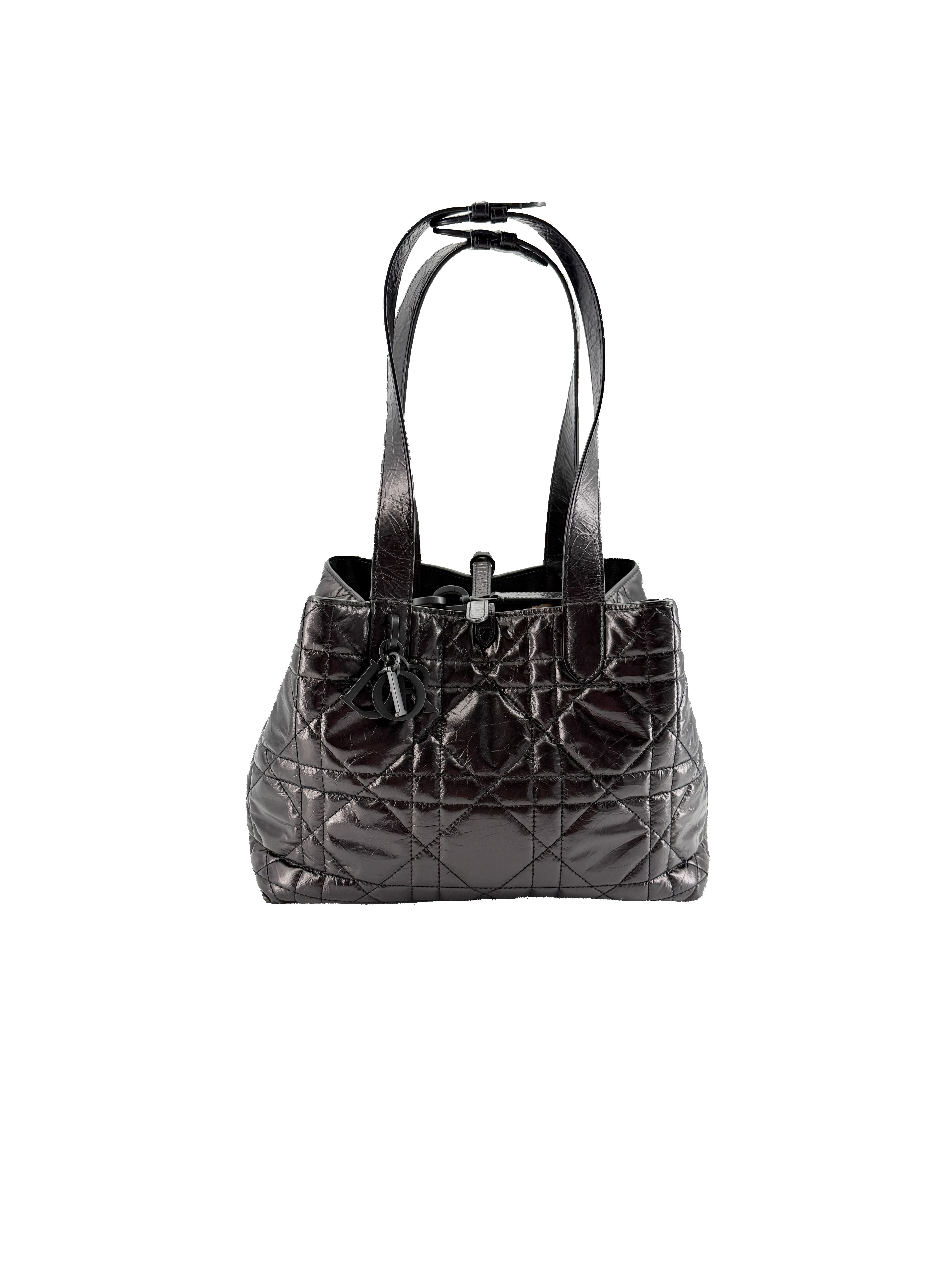 Dior black medium Toujours tote 40-MA-1223