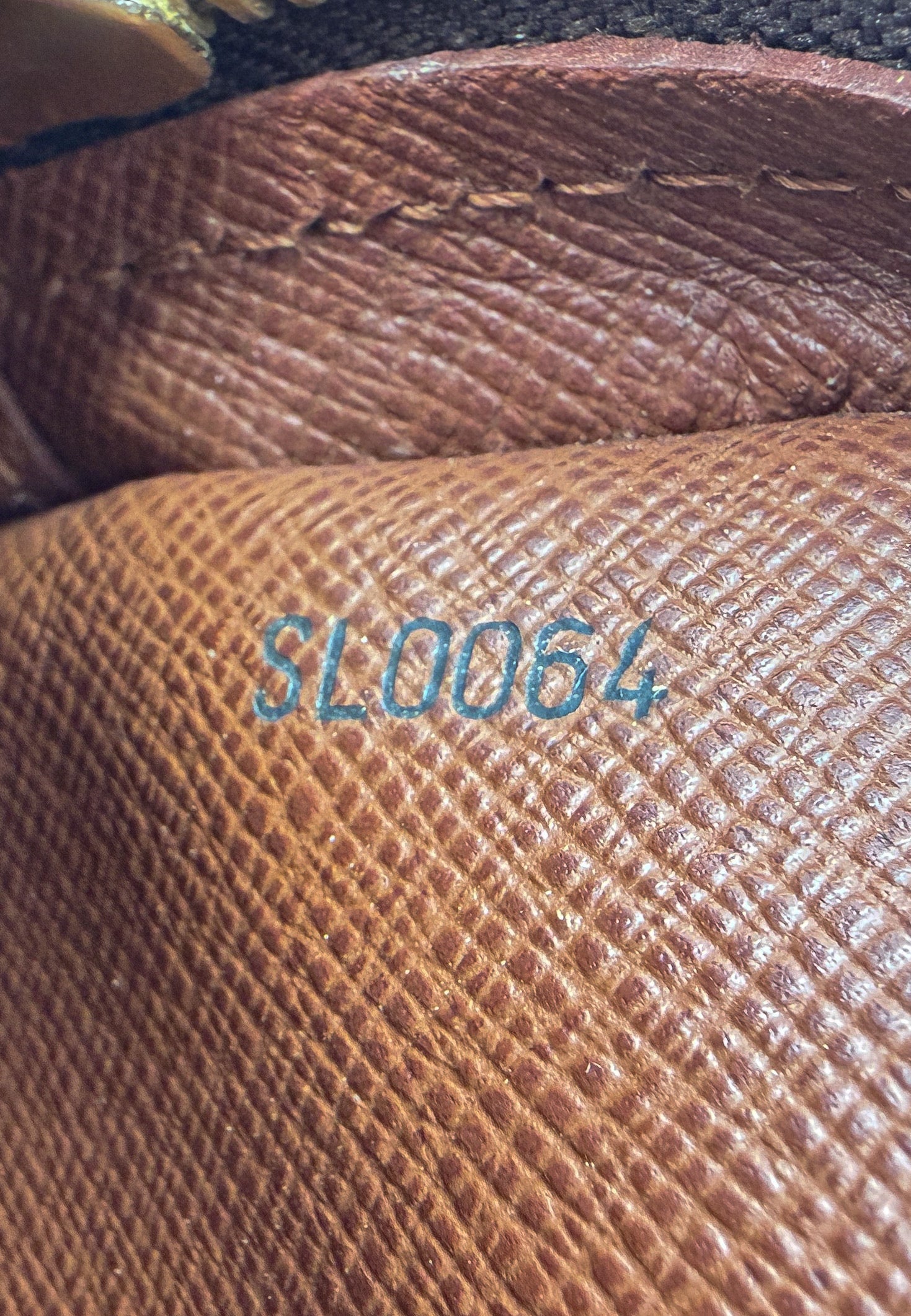 Louis Vuitton monogram Danube SL0064