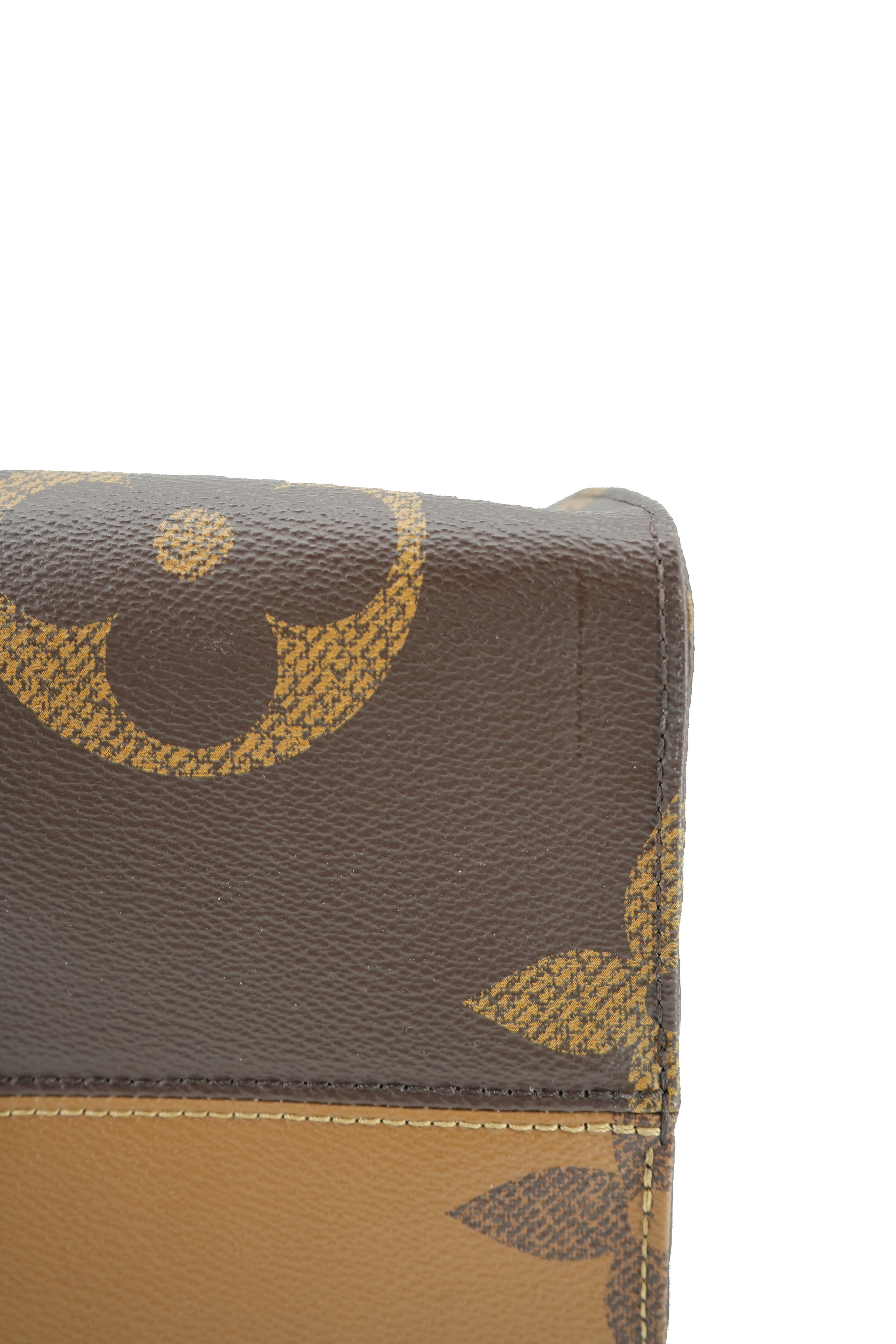 Louis Vuitton reverse monogram onthego GM TR4129