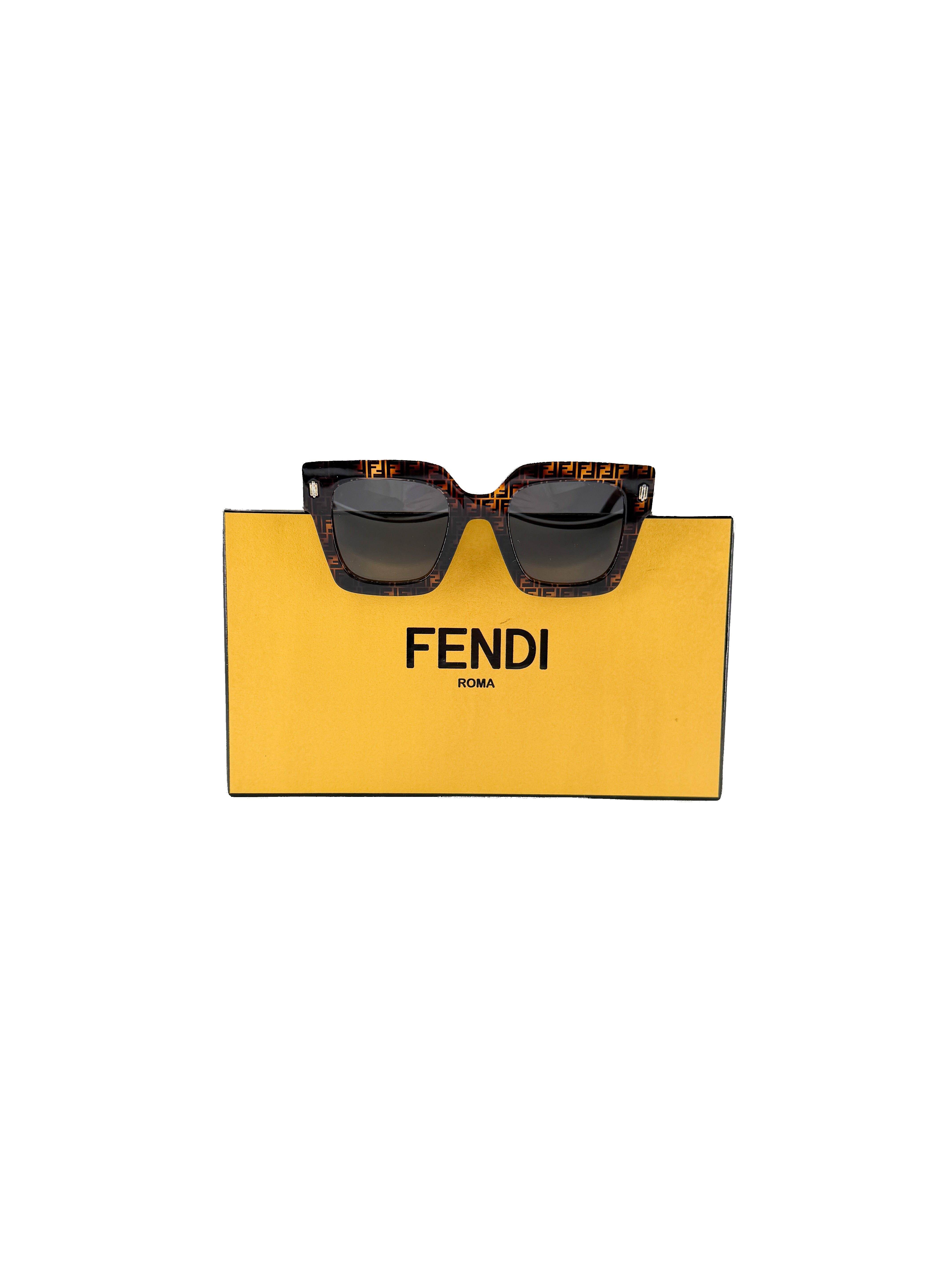 Fendi Roma brown sunglasses FE40101I TF31578640 *case*