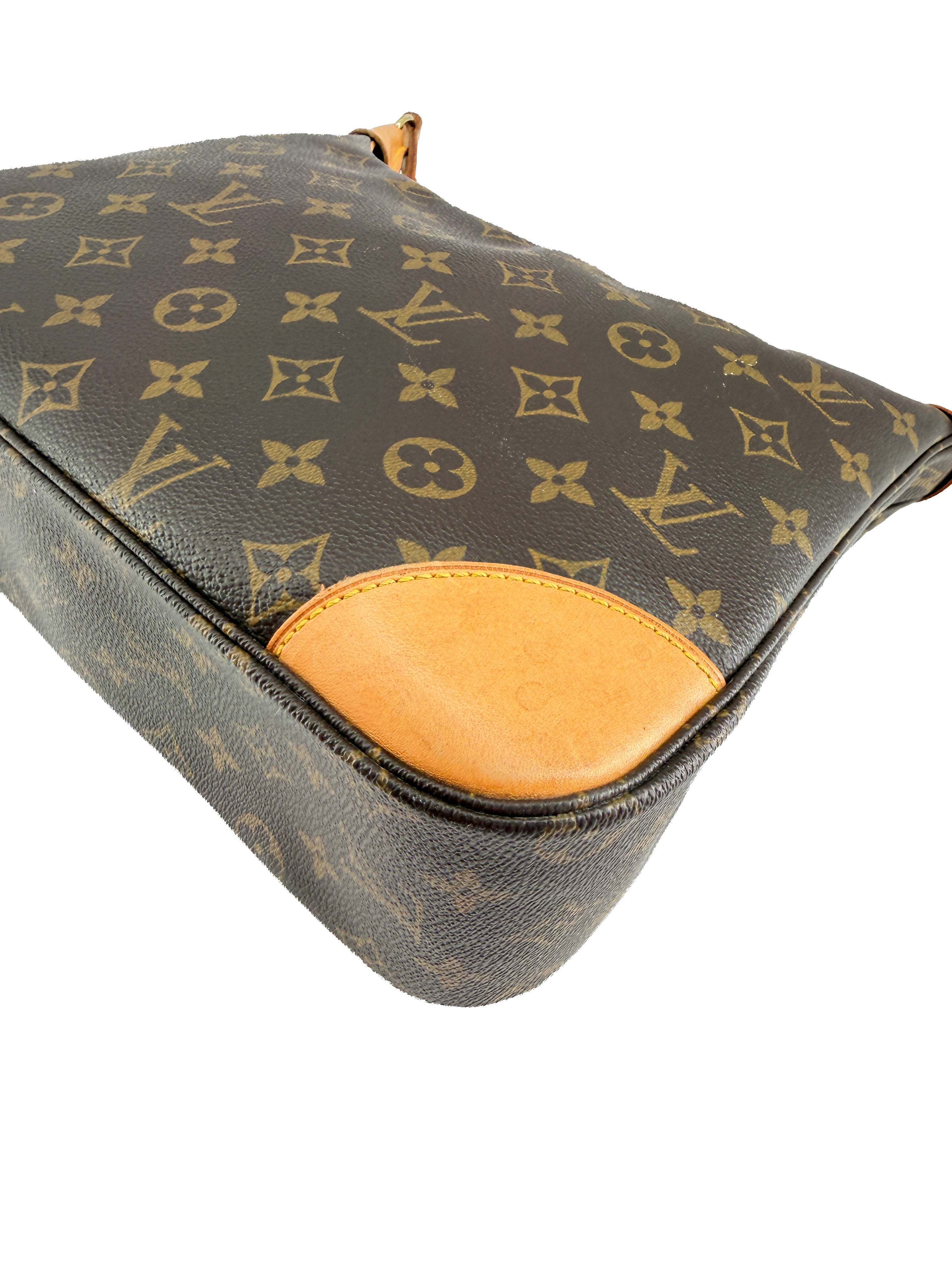 Louis Vuitton monogram Boulogne 30 AS0035