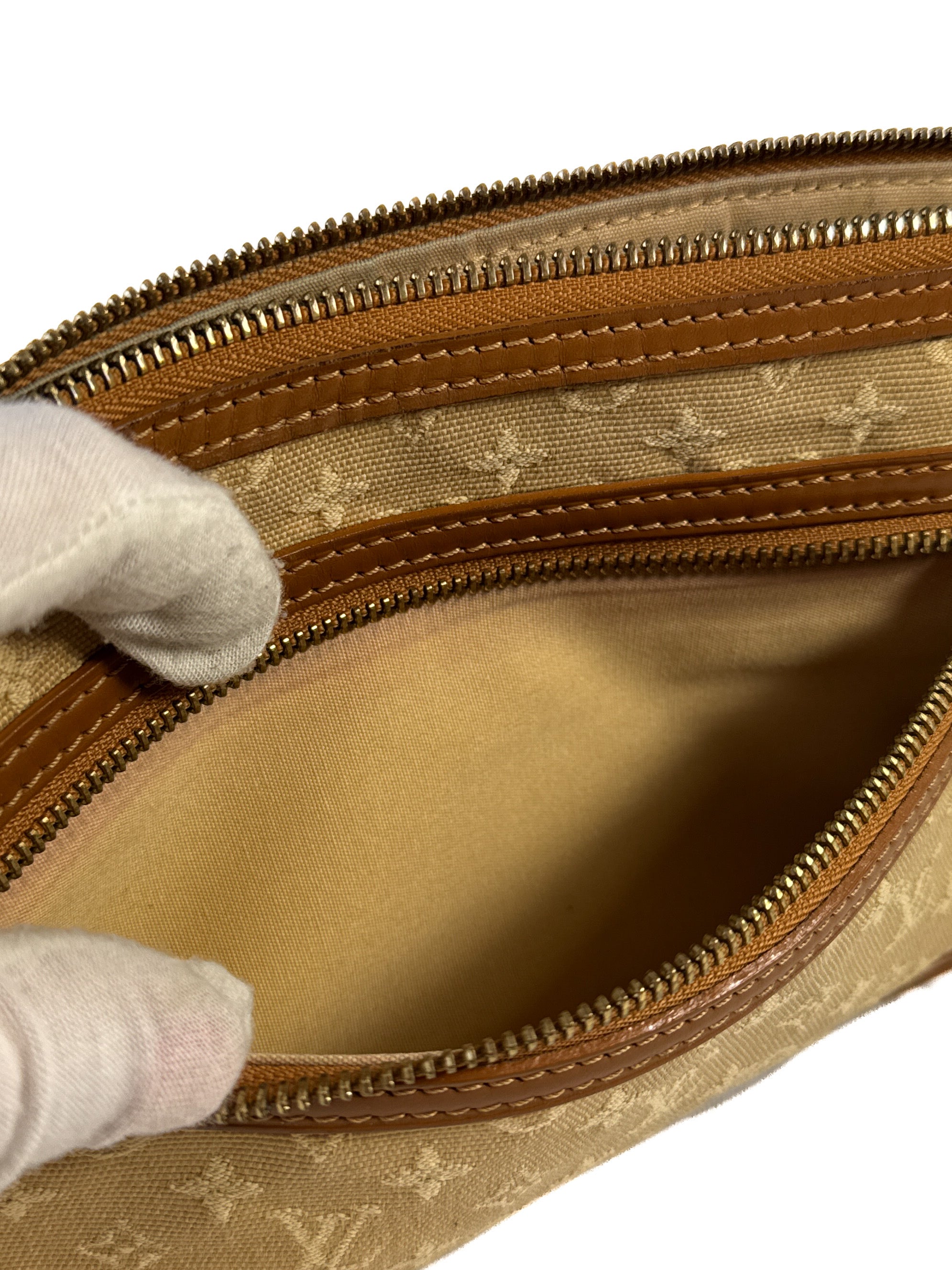 Louis Vuitton beige monogram mini pochette Kathleen TH0074