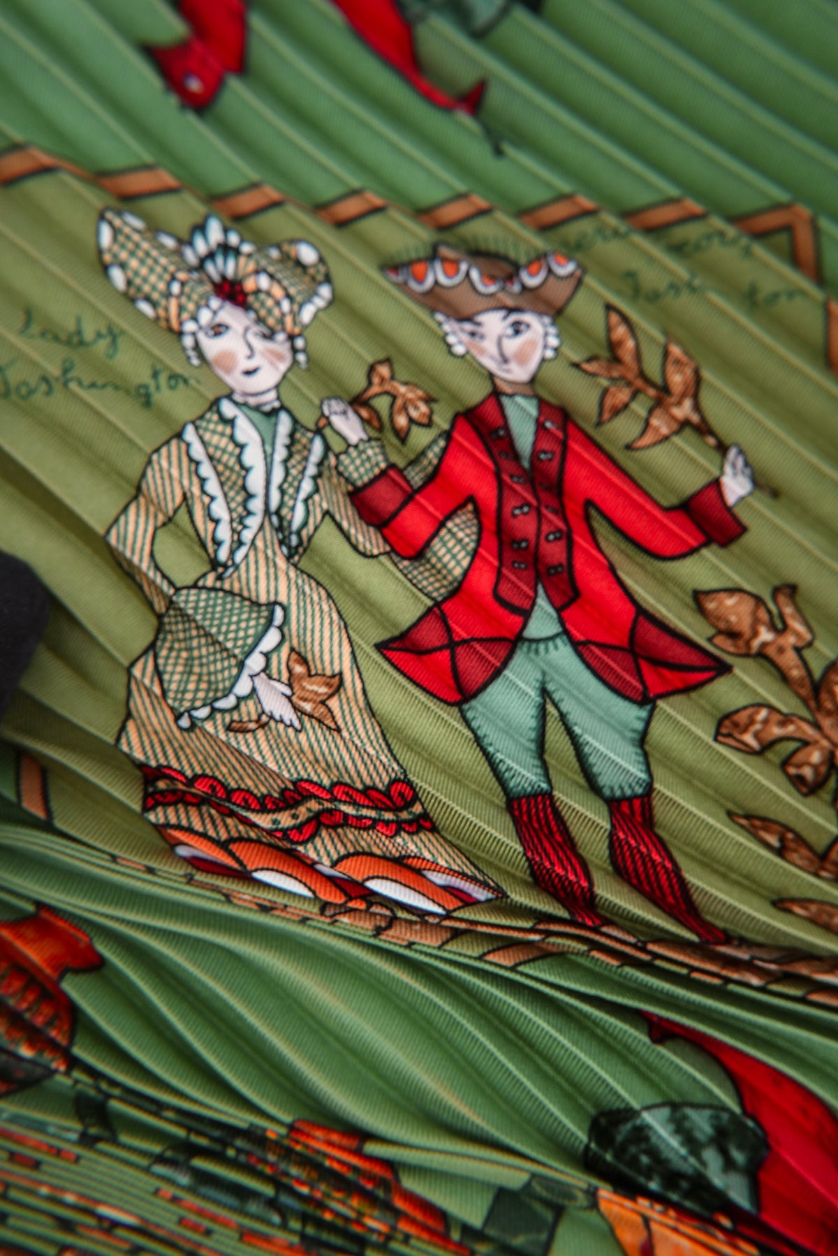 Hermès Early America green/orange plisse silk scarf
