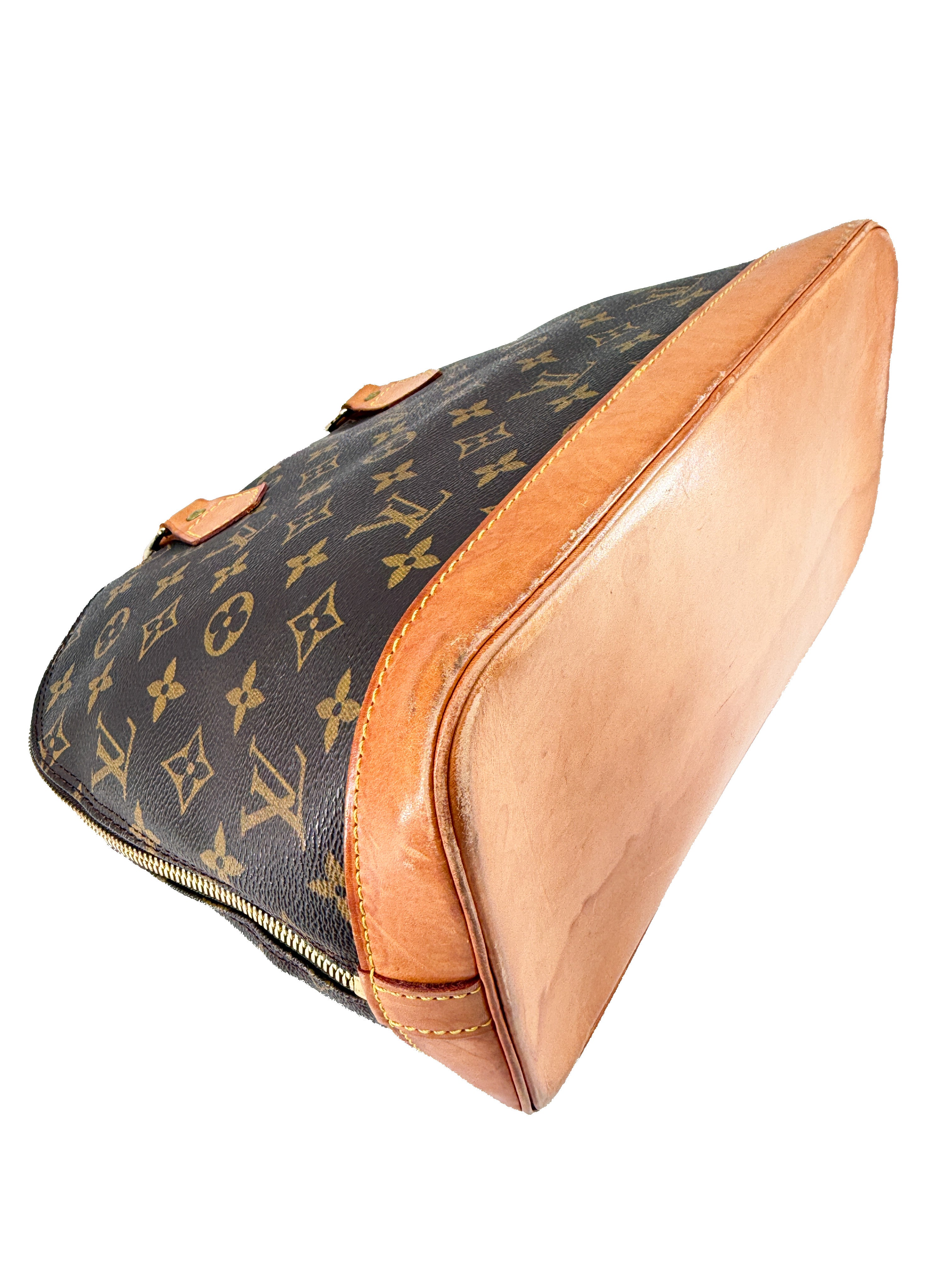 Louis Vuitton monogram Alma w/strap SD0040