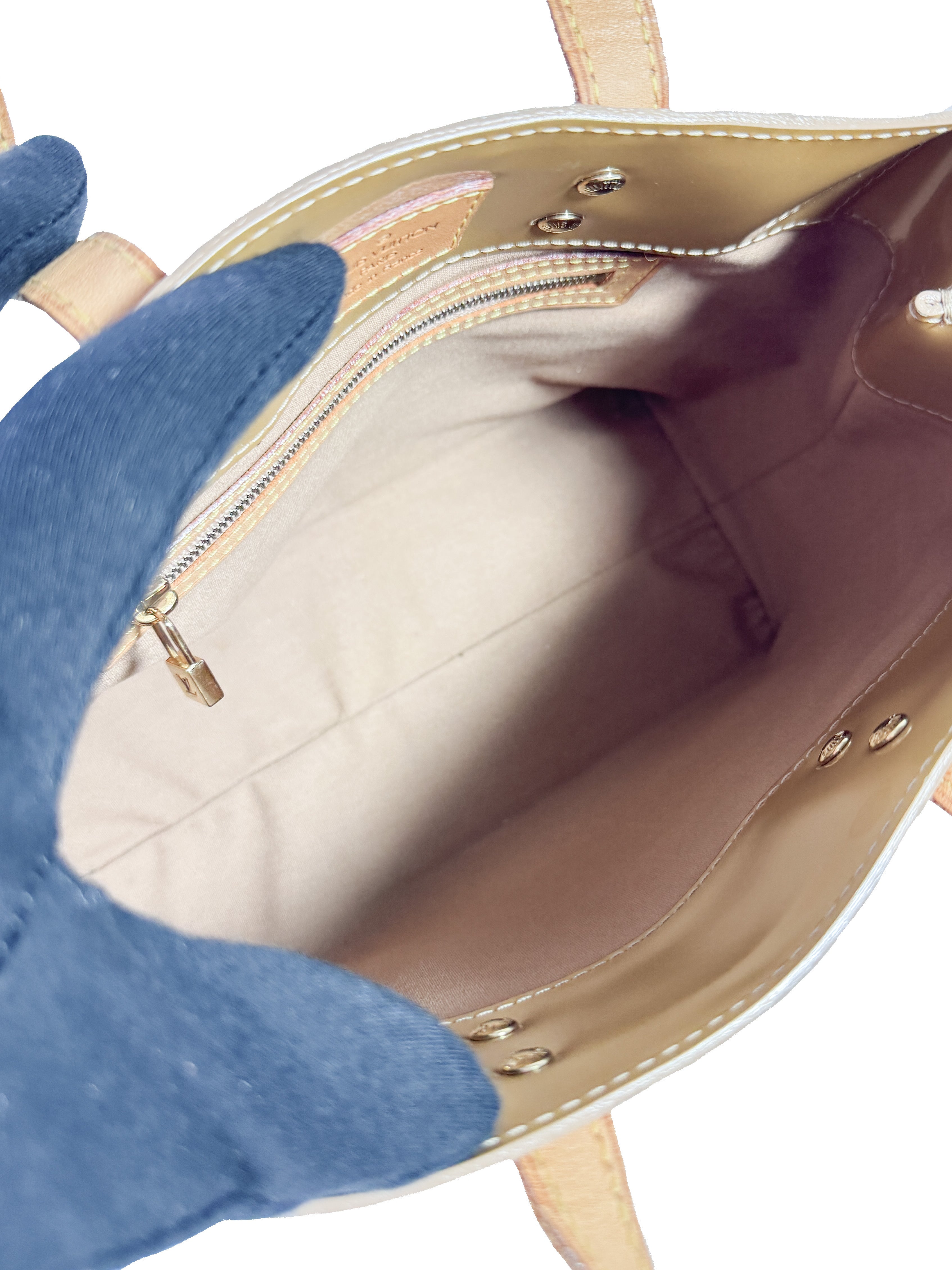 Louis Vuitton monogram Noisette Vernis Reade PM MI0016