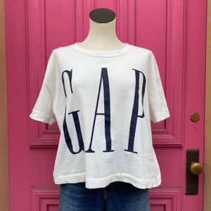 Gap cream navy logo top size M