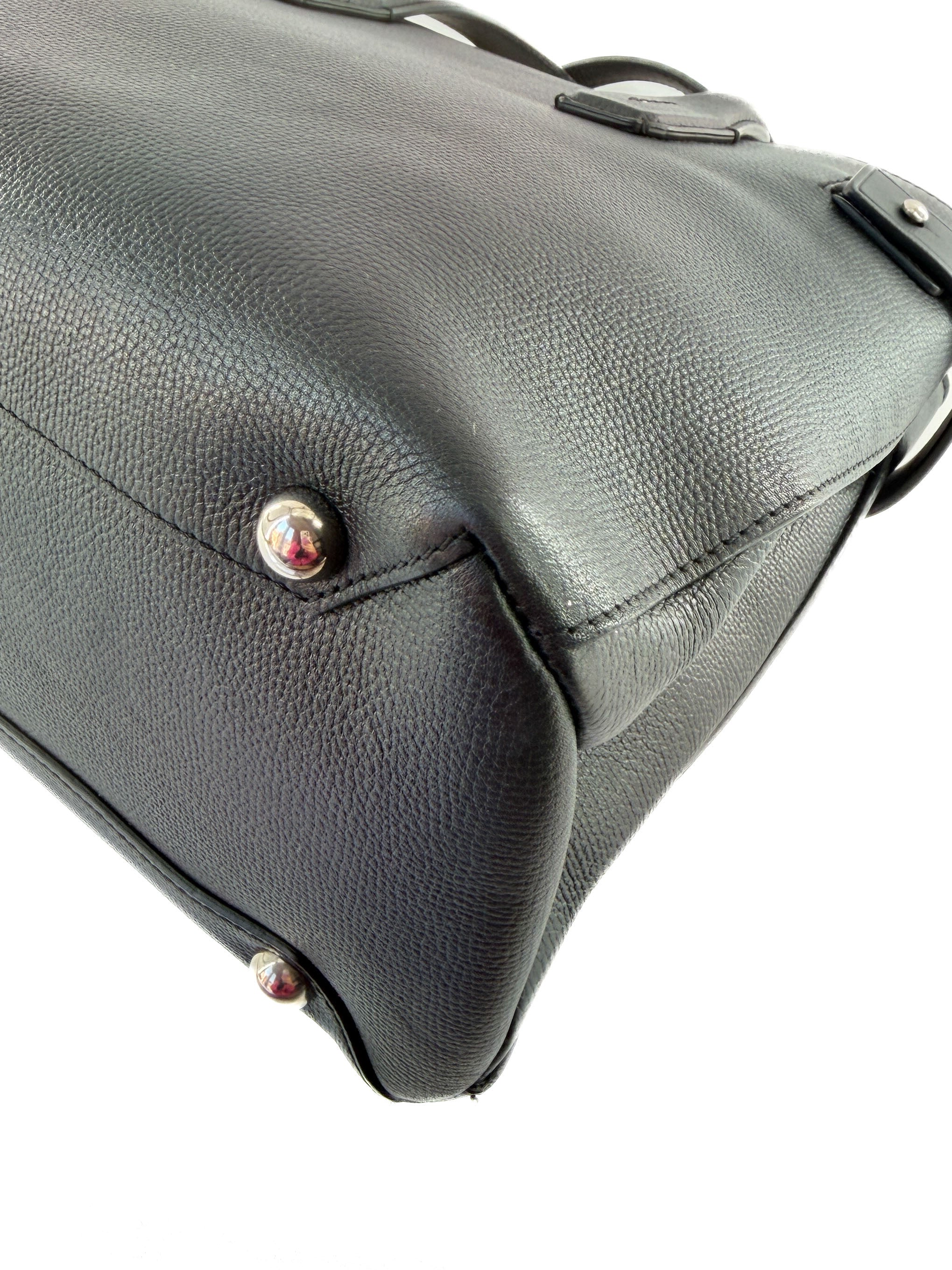 Burberry black house check grainy calfskin Banner bag