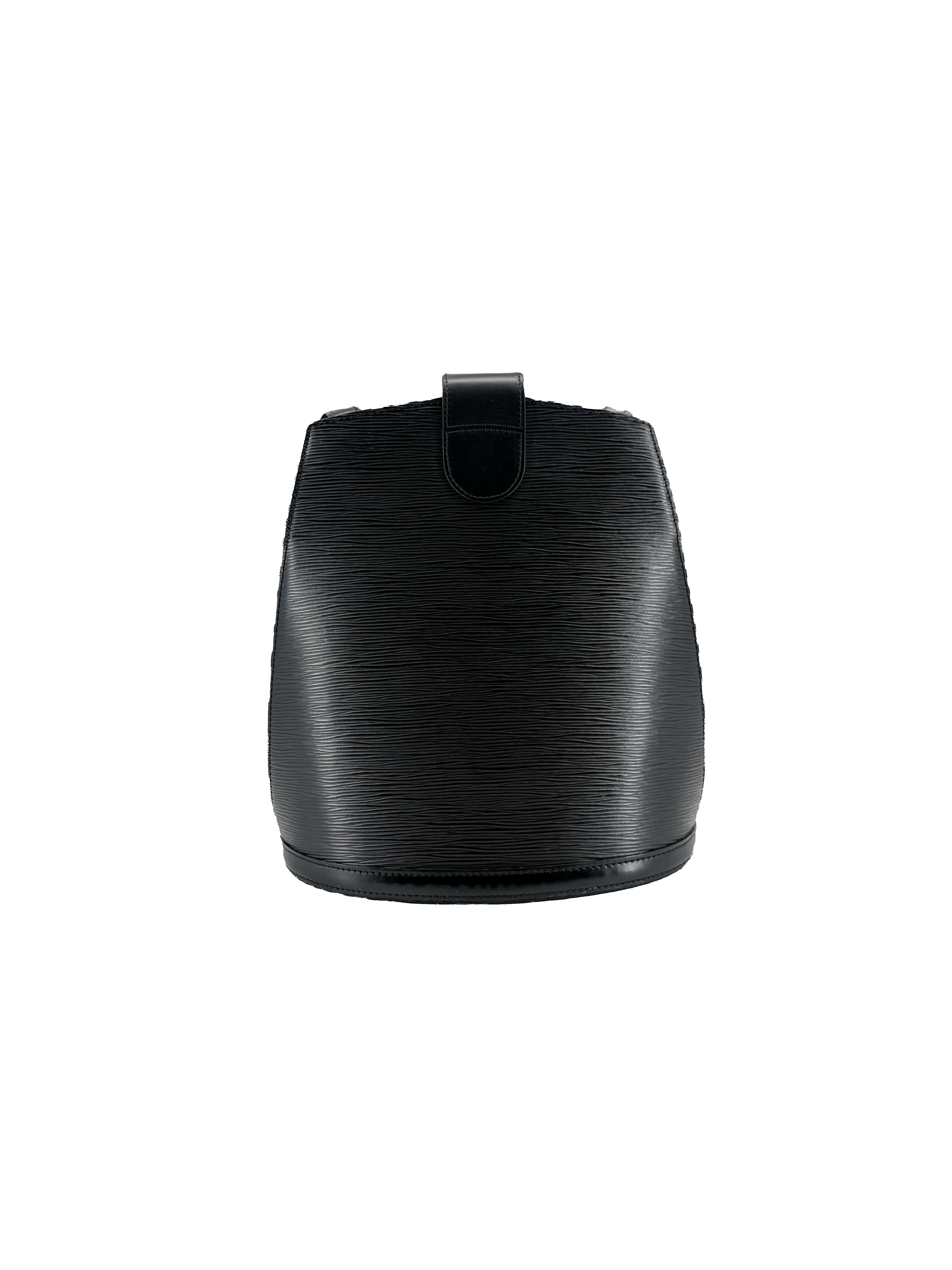 Louis Vuitton black epi leather Cluny CA0020