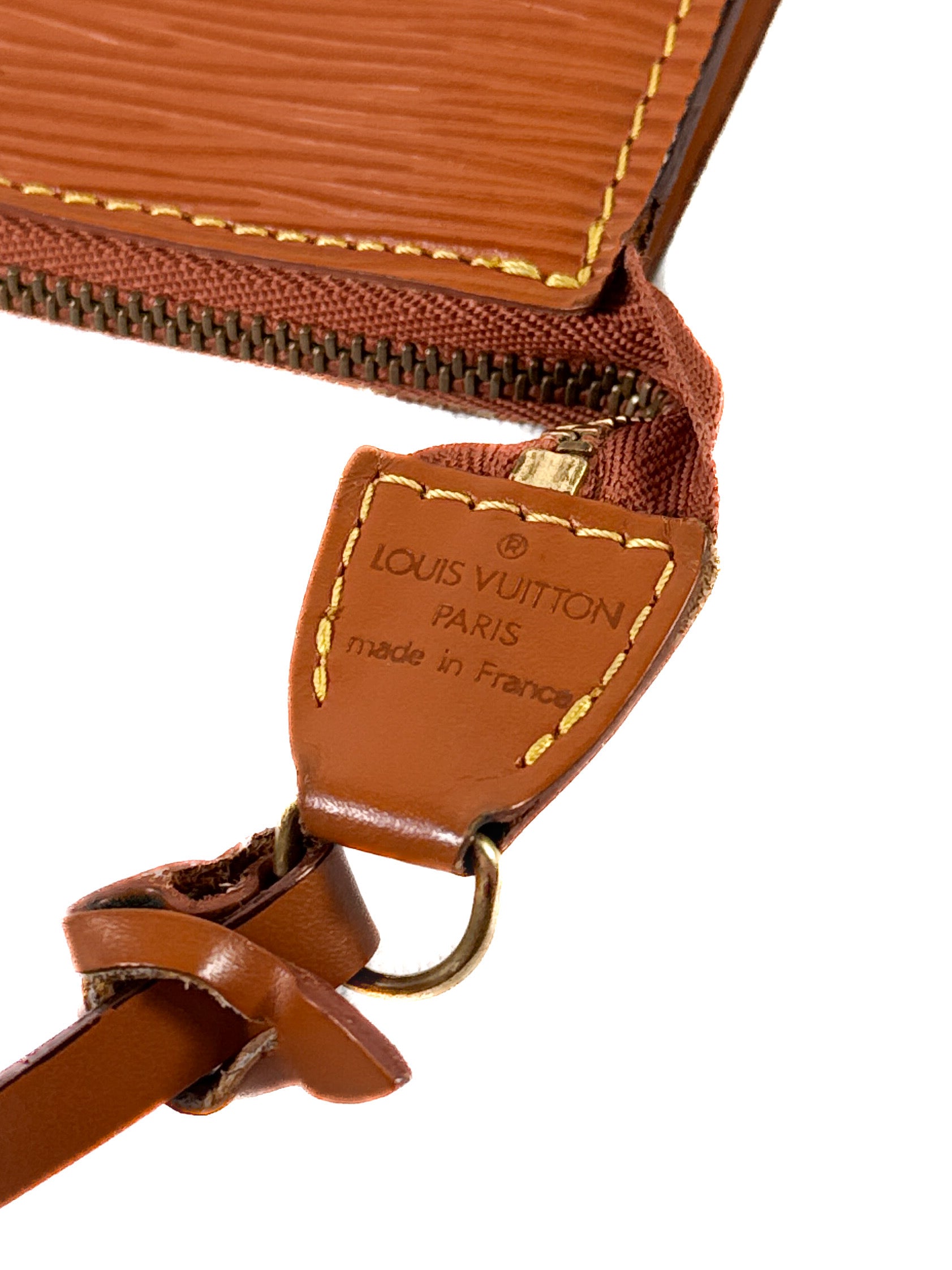 Louis Vuitton cannelle epi pochette AR0937