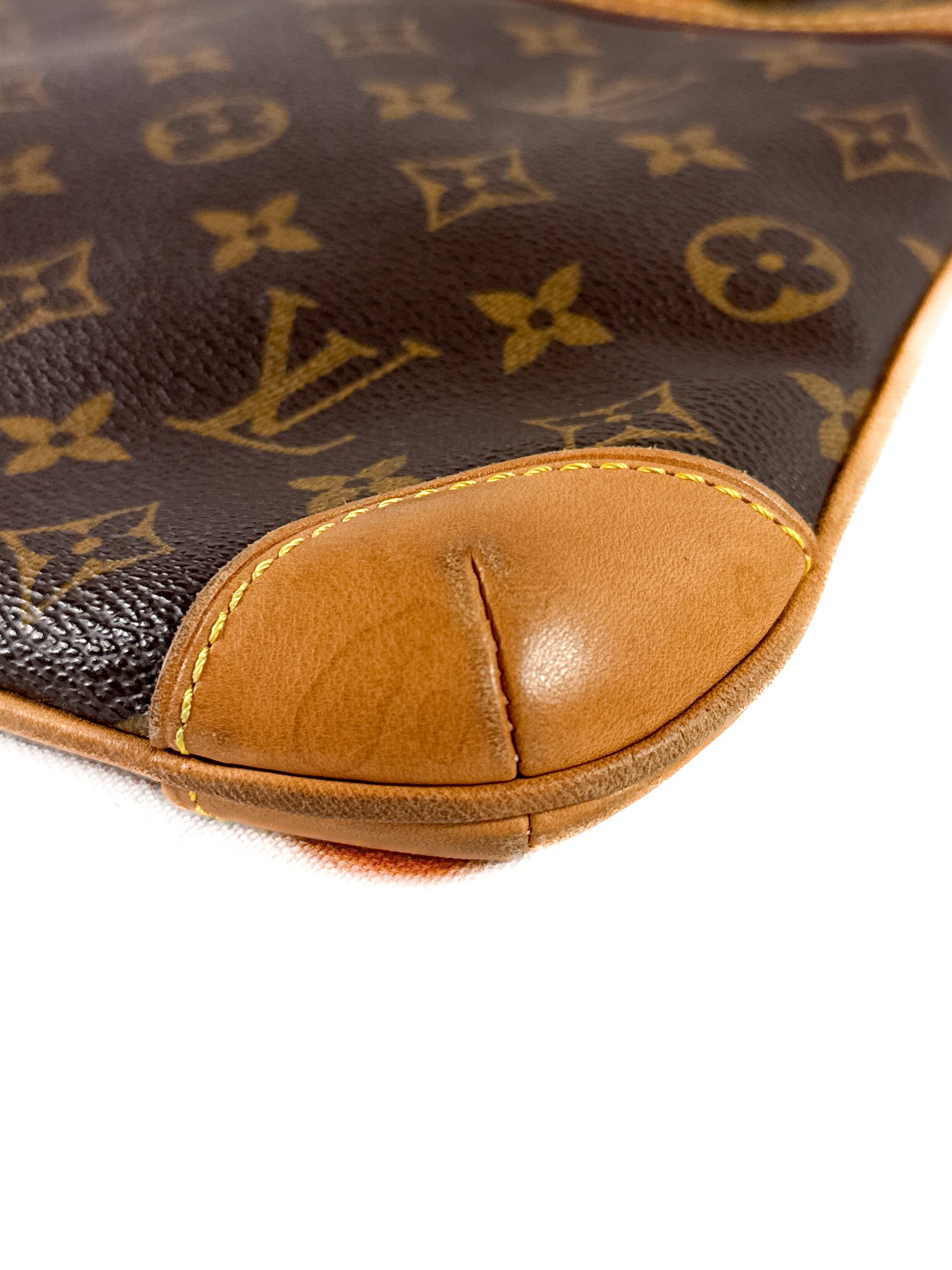 Louis Vuitton monogram vintage Coussin GM VI0054