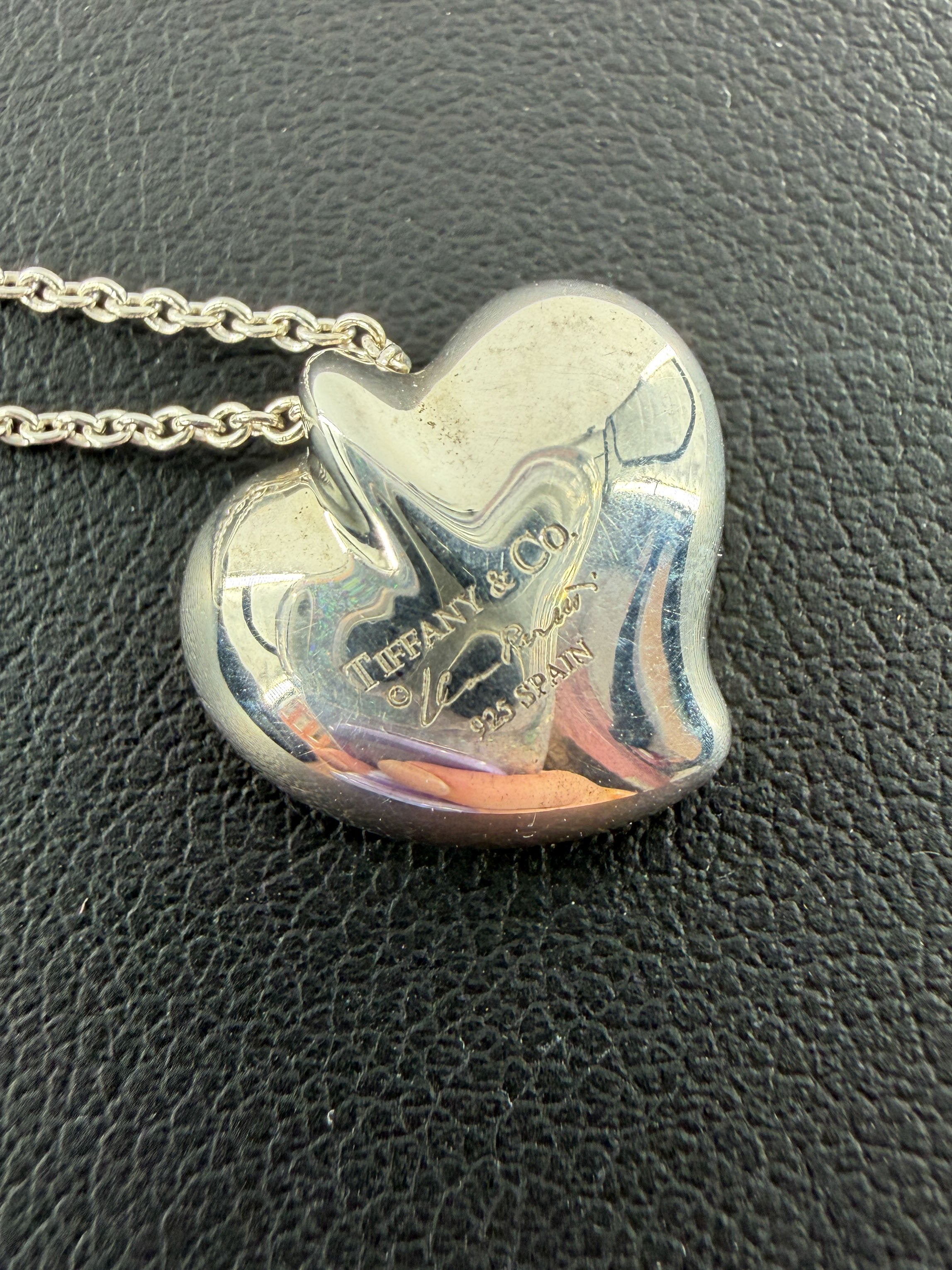 Tiffany & Co Elsa Peretti 1980 sterling silver full heart necklace