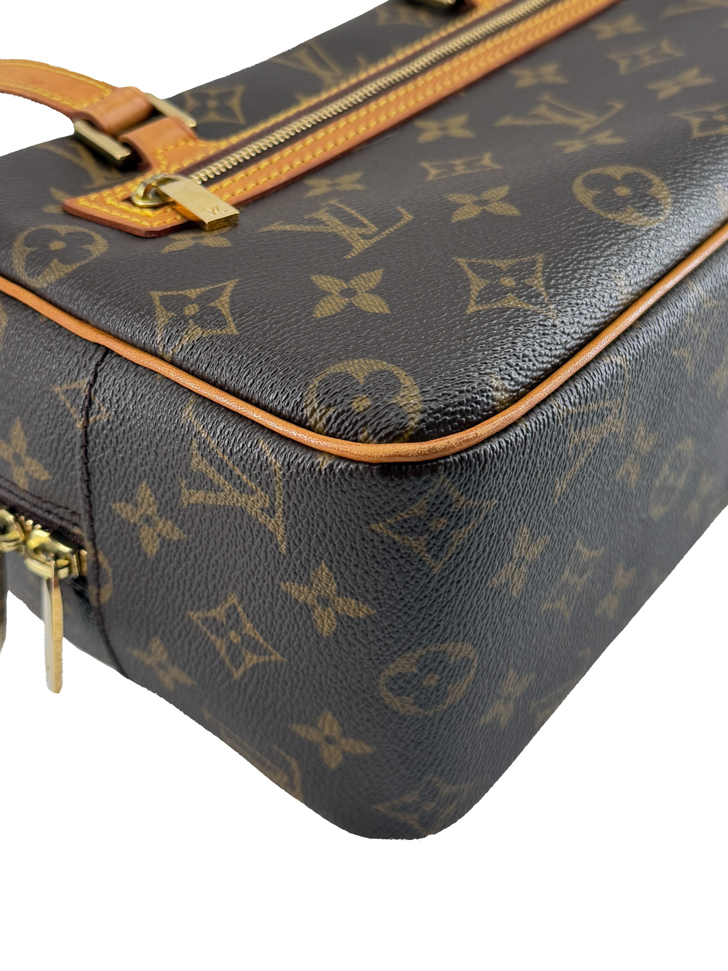 Louis Vuitton monogram vintage Cite MM TH0034